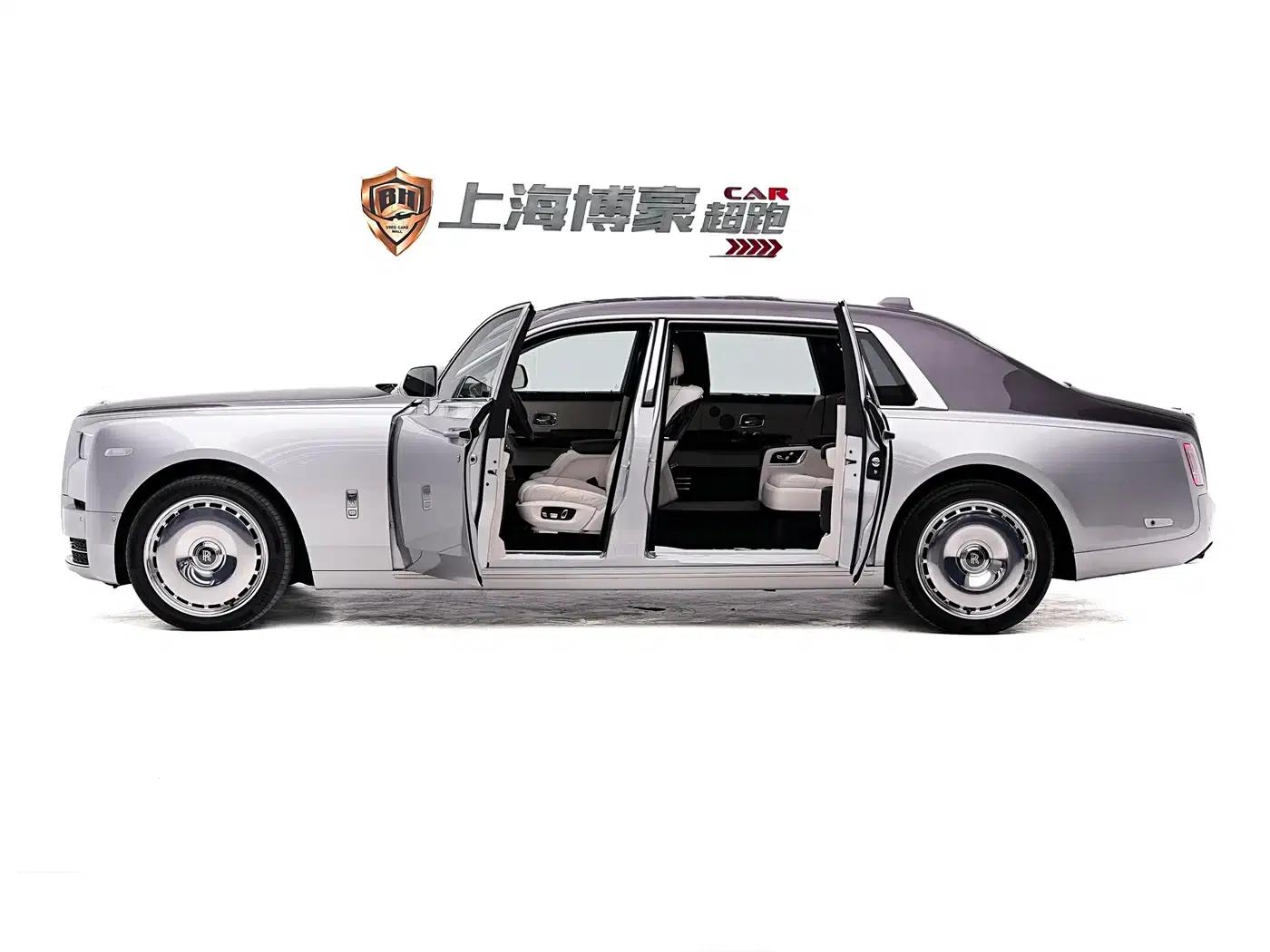2018 Phantom 6.7T Long Wheelbase — миниатюра 6