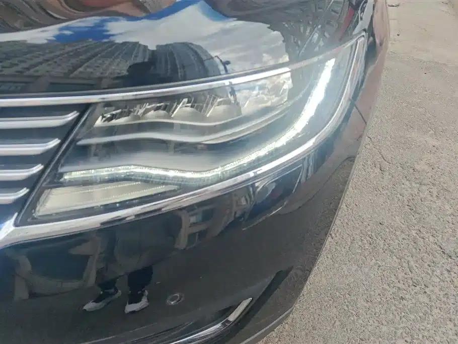 Lincoln MKX 2015 2.7T AWD Premium Edition — миниатюра 5