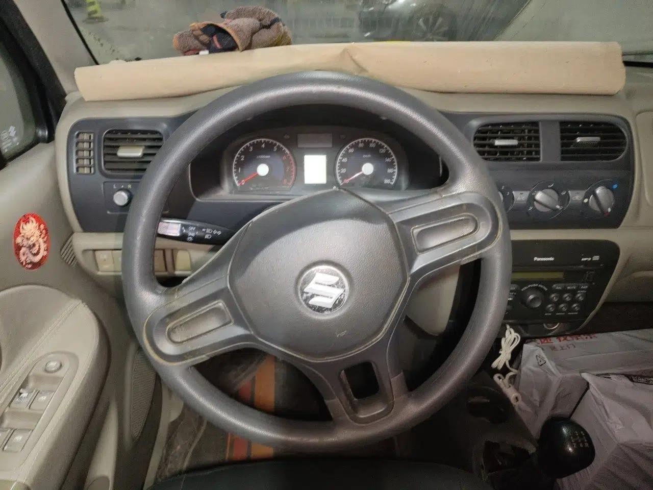 Suzuki Wagon R 2011 e 1.4L Manual Utility Model — миниатюра 11