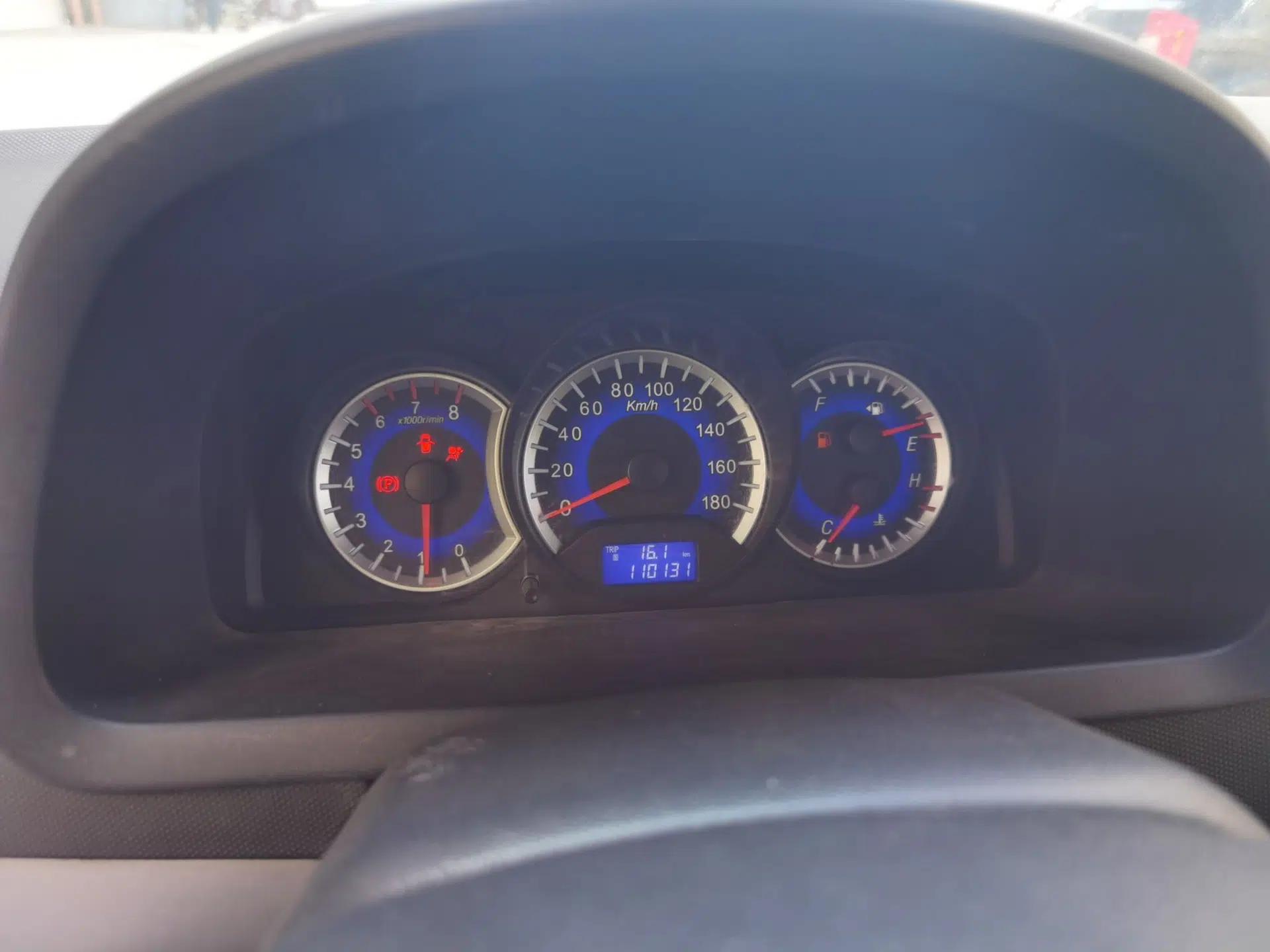 Suzuki Wagon R X5 2013 Luxury Edition 1.4L Standard Model — миниатюра 12