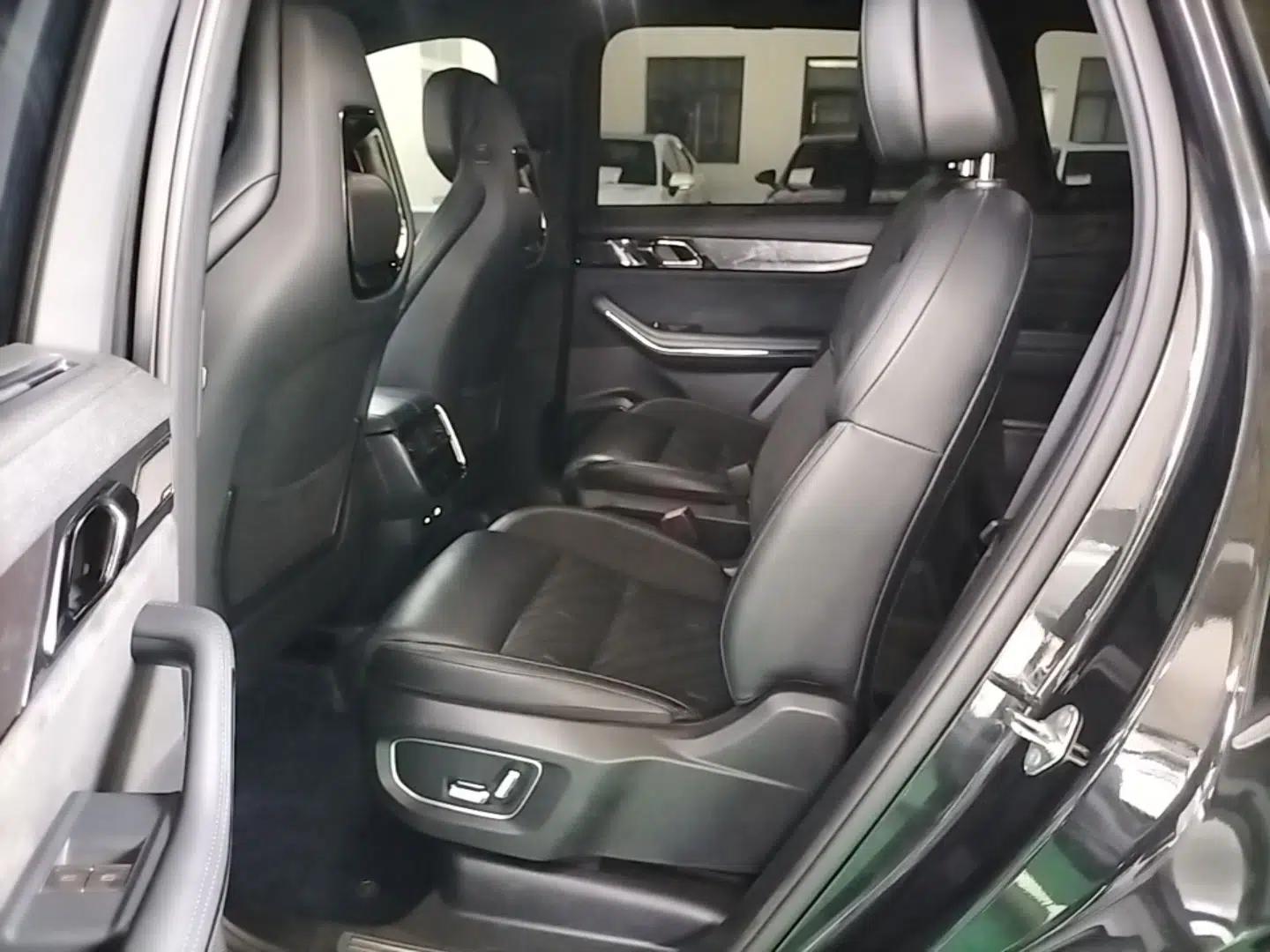 Lynk & Co 09 2021 2.0T Ultra Six-Seater — миниатюра 19