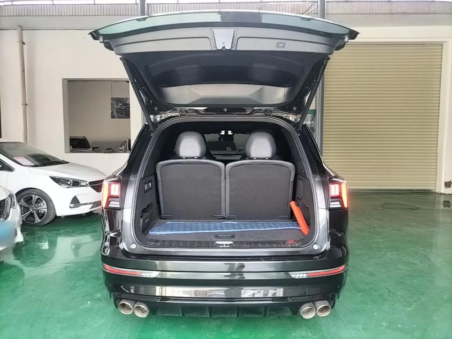 Lynk & Co 09 2021 2.0T Ultra Six-Seater — миниатюра 21