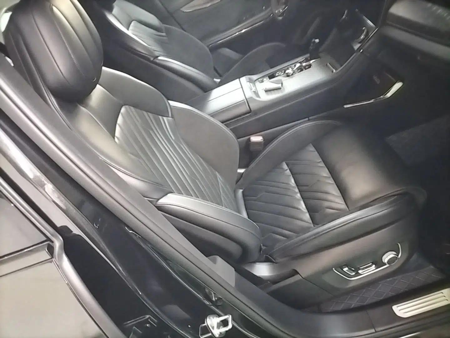 Lynk & Co 09 2021 2.0T Ultra Six-Seater — миниатюра 23