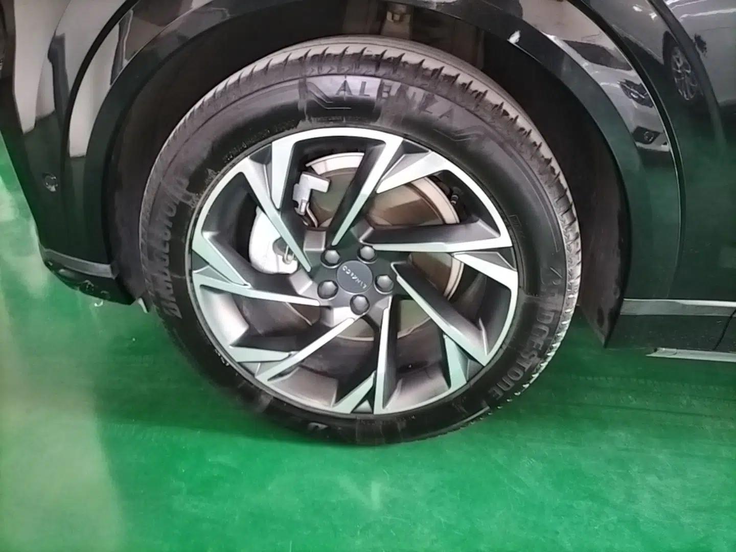 Lynk & Co 09 2021 2.0T Ultra Six-Seater — миниатюра 9