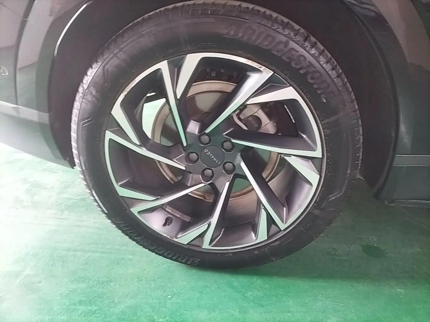 Lynk & Co 09 2021 2.0T Ultra Six-Seater — миниатюра 10