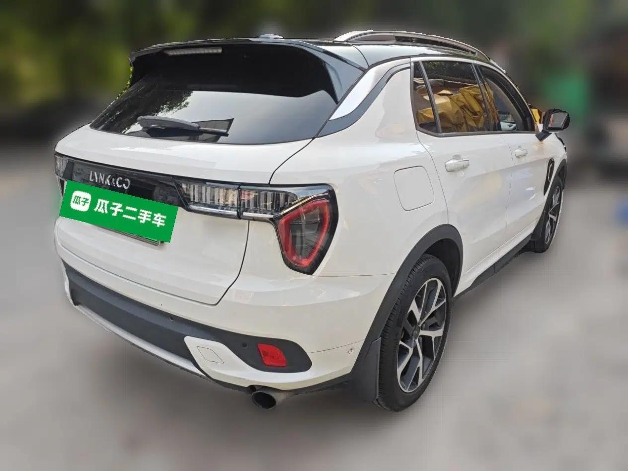 Lynk & Co 01 EM-P 2019 1.5T PHEV JingPro National VI — миниатюра 6