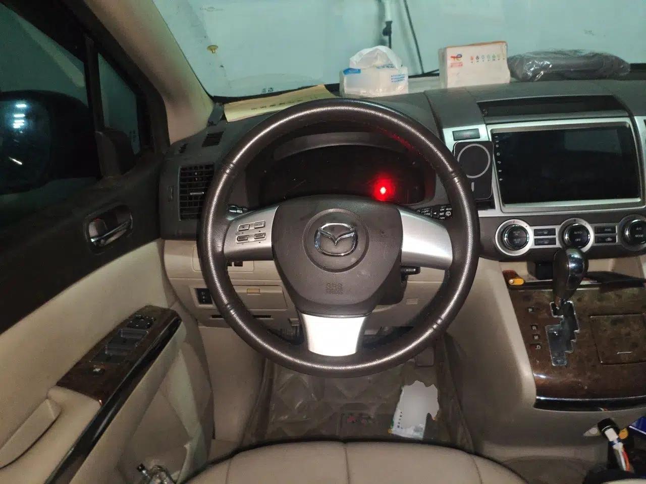 Mazda 8 2011 2.3L Ultimate Edition — миниатюра 11