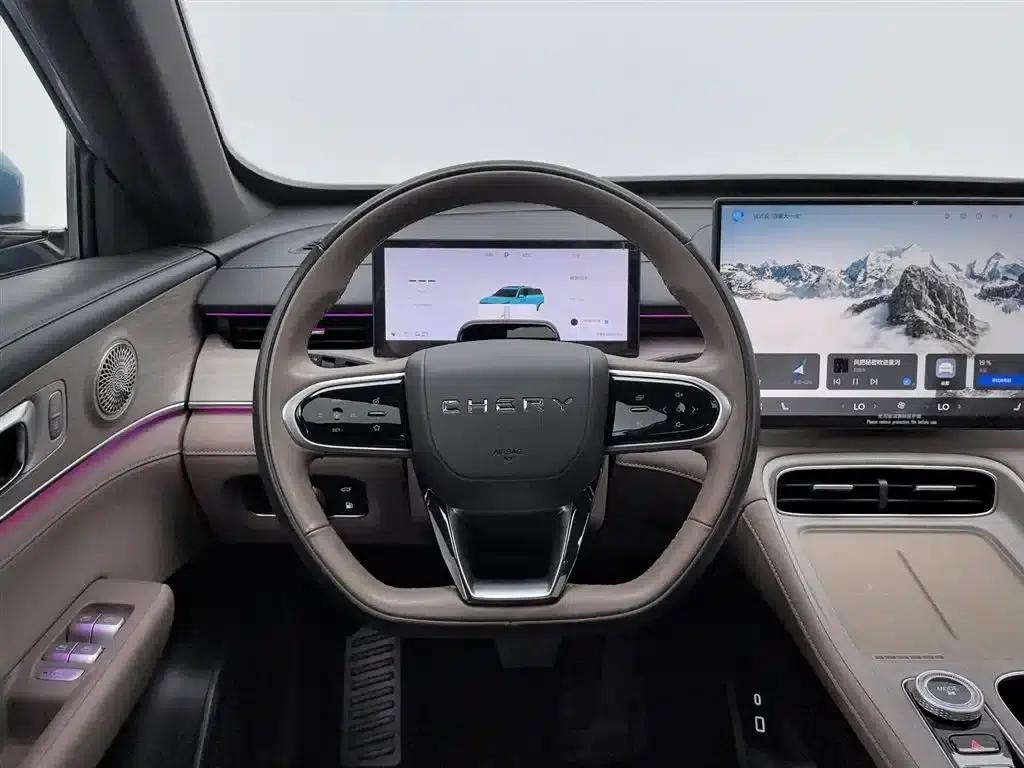 Chery Tiggo 8 PLUS C-DM 2025 1.5T 116km/h Premium 5-seater — миниатюра 11