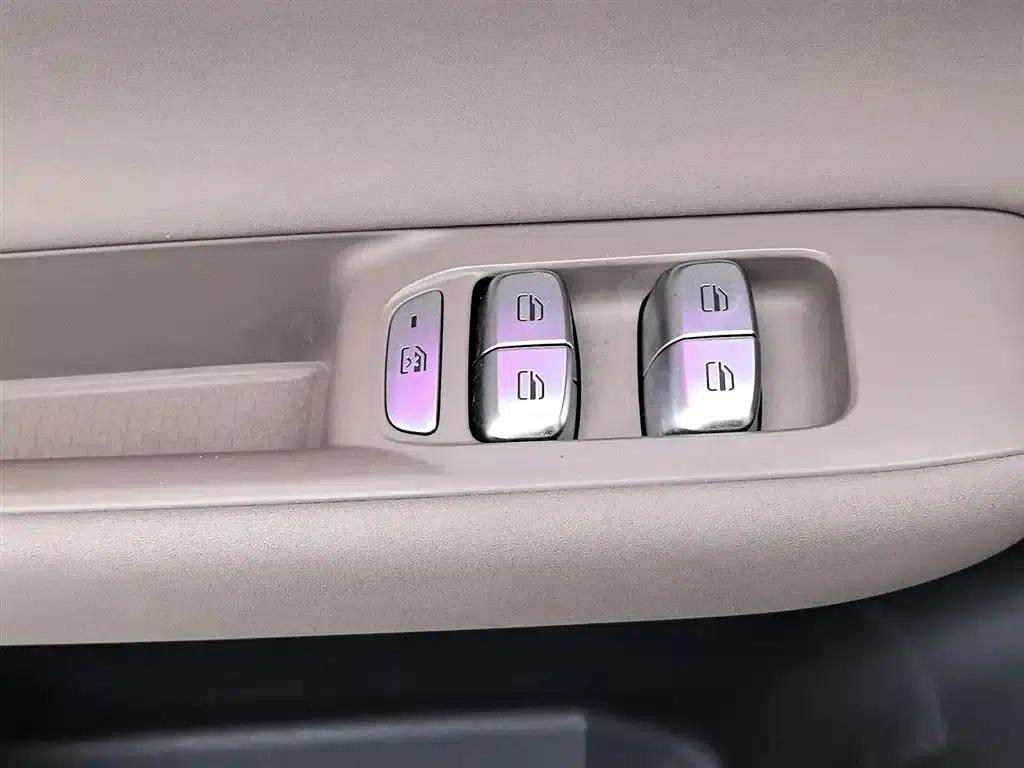 Chery Tiggo 8 PLUS C-DM 2025 1.5T 116km/h Premium 5-seater — миниатюра 9