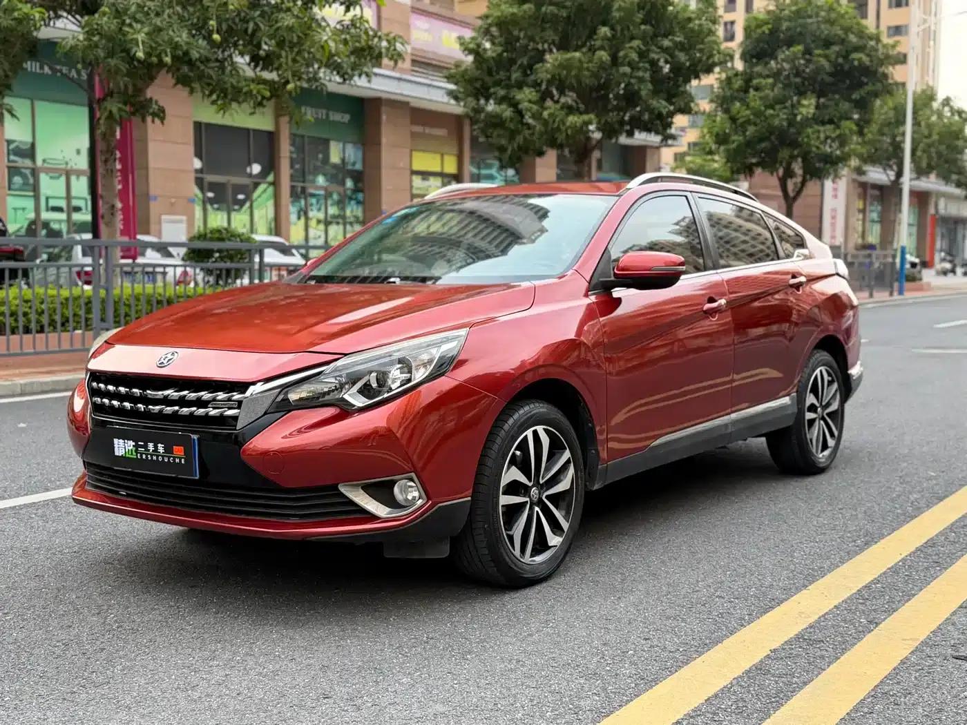 Venucia T90 2018 2.0L CVT Smart Connect Smart Edition (National V Emission Standard) — миниатюра 1