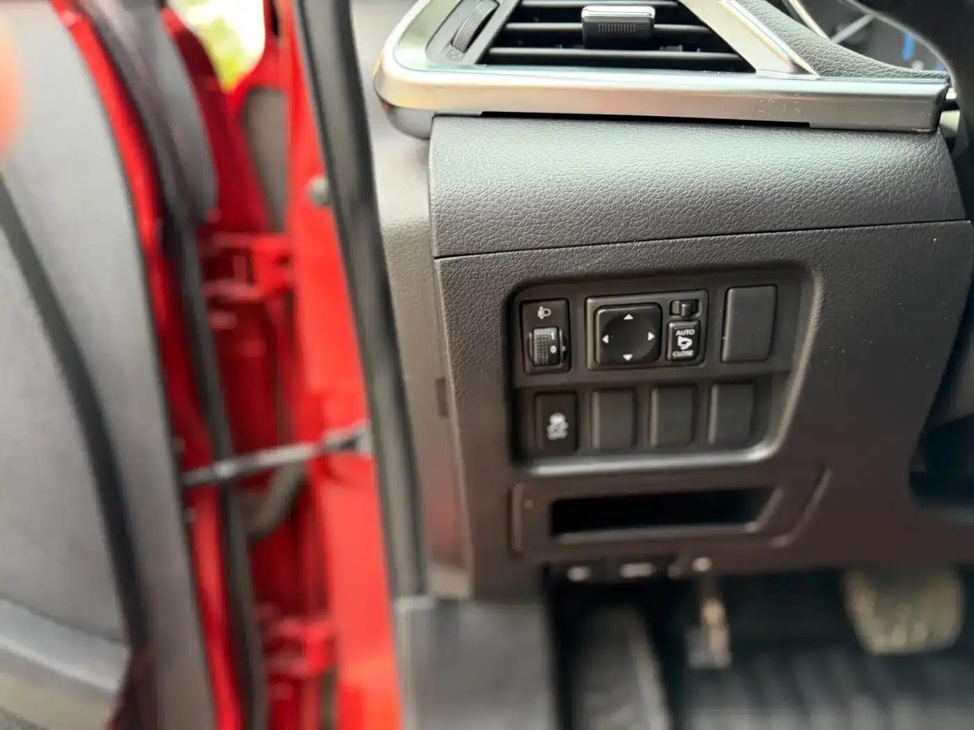 Venucia T90 2018 2.0L CVT Smart Connect Smart Edition (National V Emission Standard) — миниатюра 10
