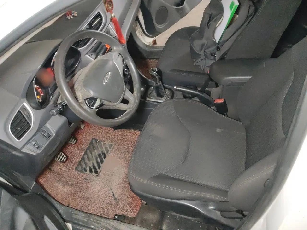 Chery Arrizo 3 2015 1.5L Manual Genuine Version — миниатюра 16