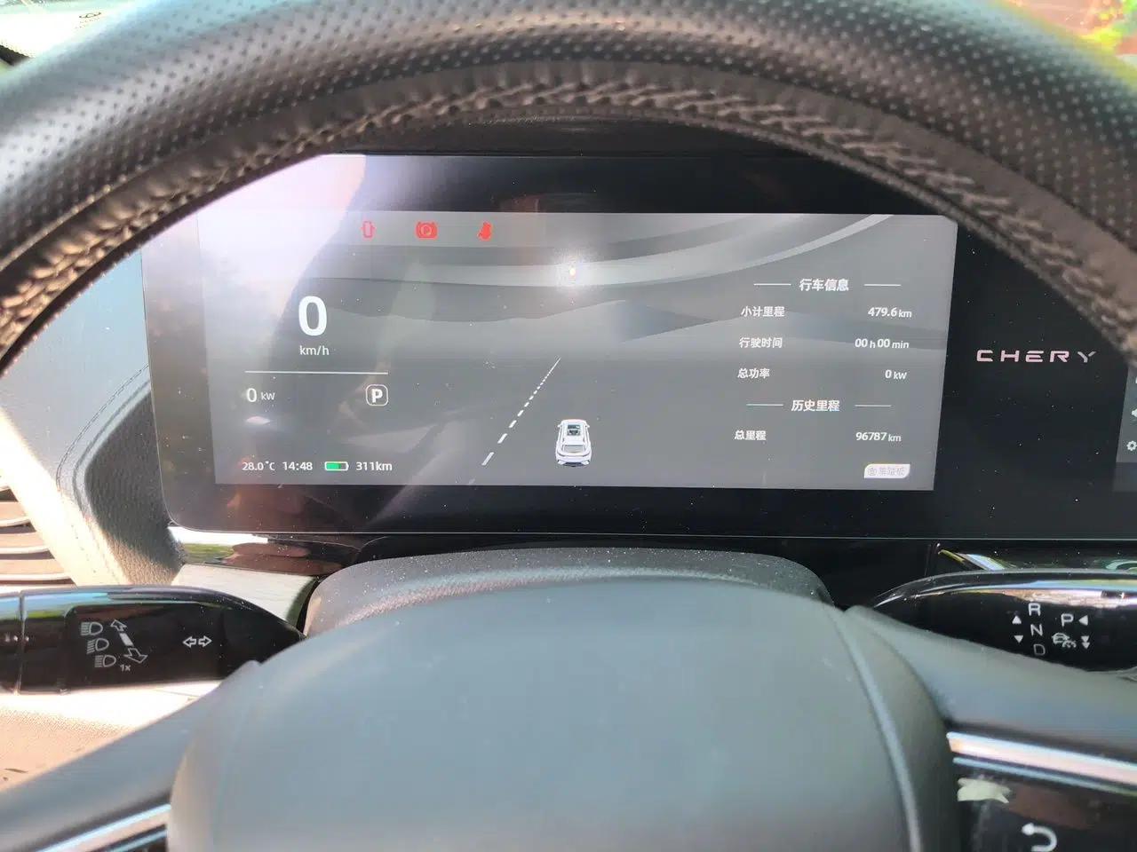 Chery New Energy eQ7 2023 512 km Ultra-Luxury Version — миниатюра 12