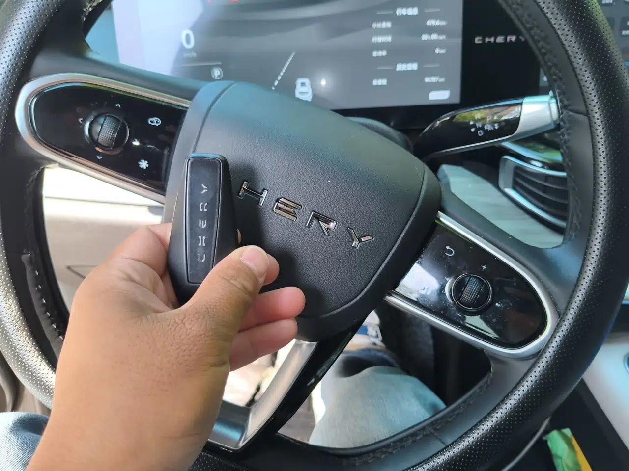 Chery New Energy eQ7 2023 512 km Ultra-Luxury Version — миниатюра 9