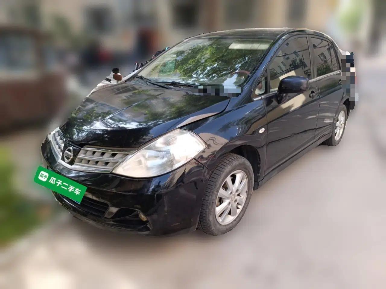 Nissan Tiida Sedan 2009 1.6L Automatic Tech Edition — миниатюра 1