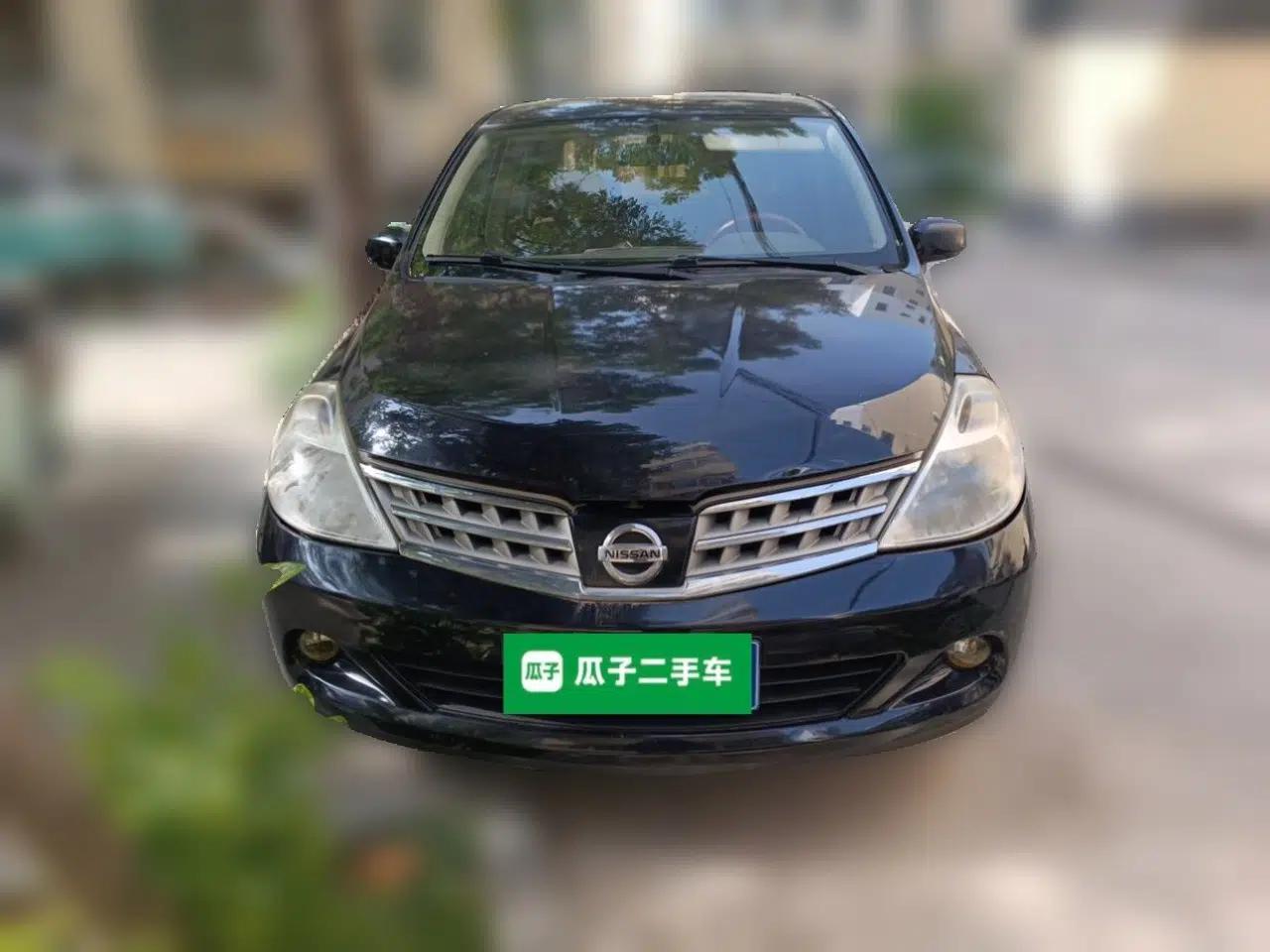 Nissan Tiida Sedan 2009 1.6L Automatic Tech Edition — миниатюра 2