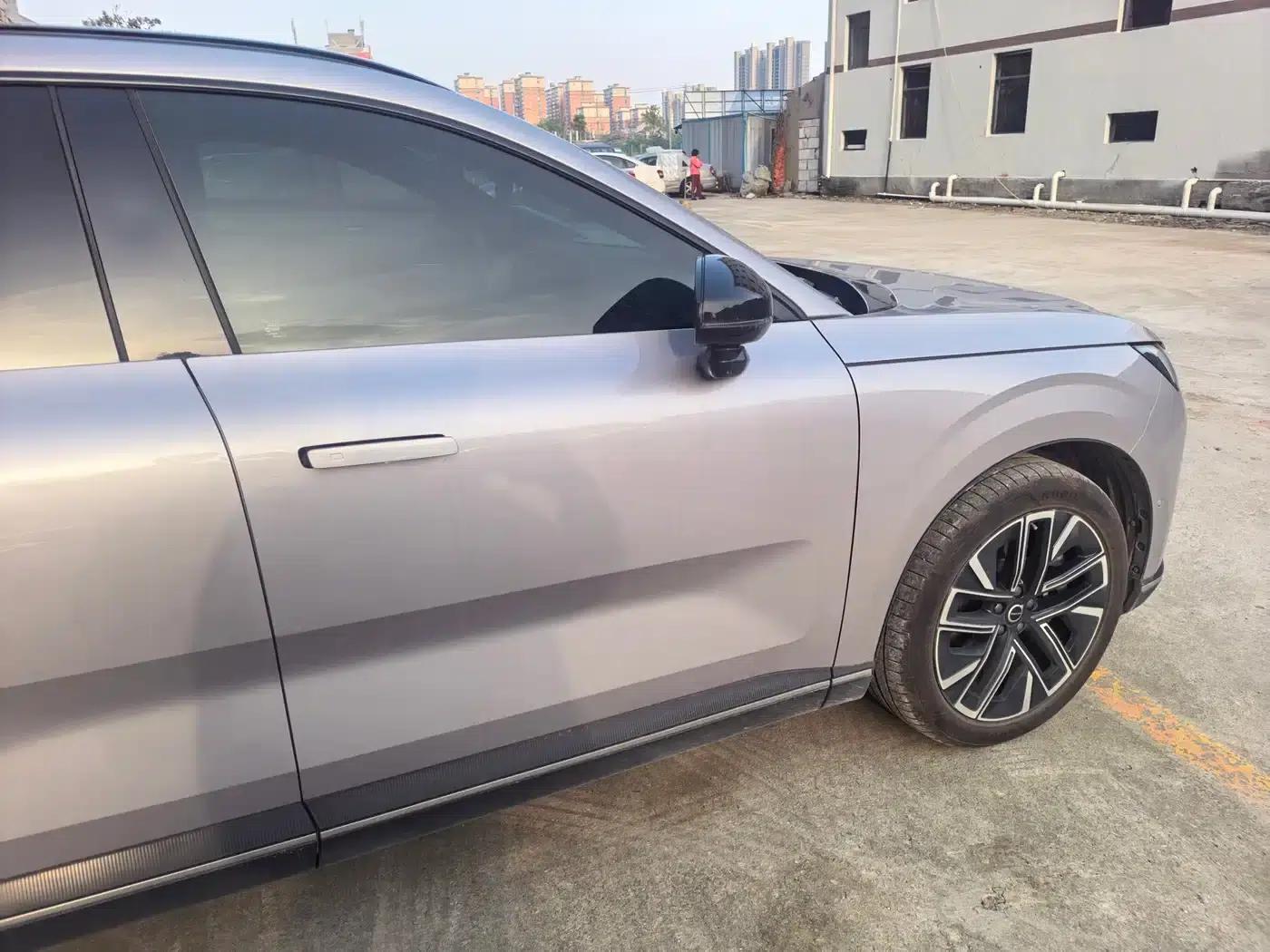 2026 Volvo XC70 Plug-in Hybrid, All-Wheel Drive, Extended Range Plus — миниатюра 11