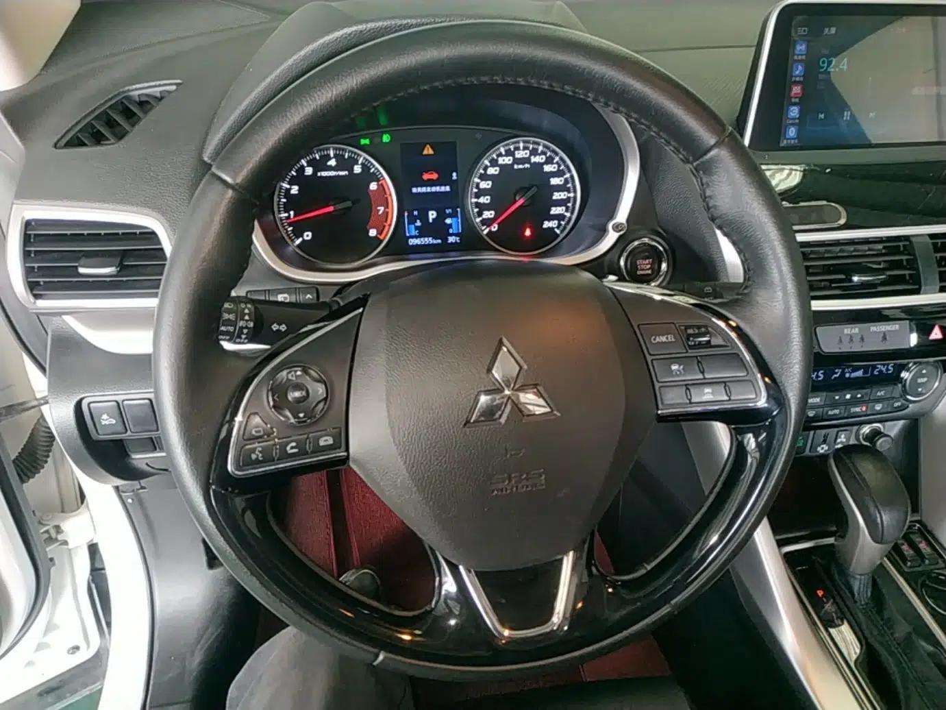 Mitsubishi Eclipse Cross 2019 1.5T CVT Two-Wheel Drive Belief Edition China VI Standard — миниатюра 14