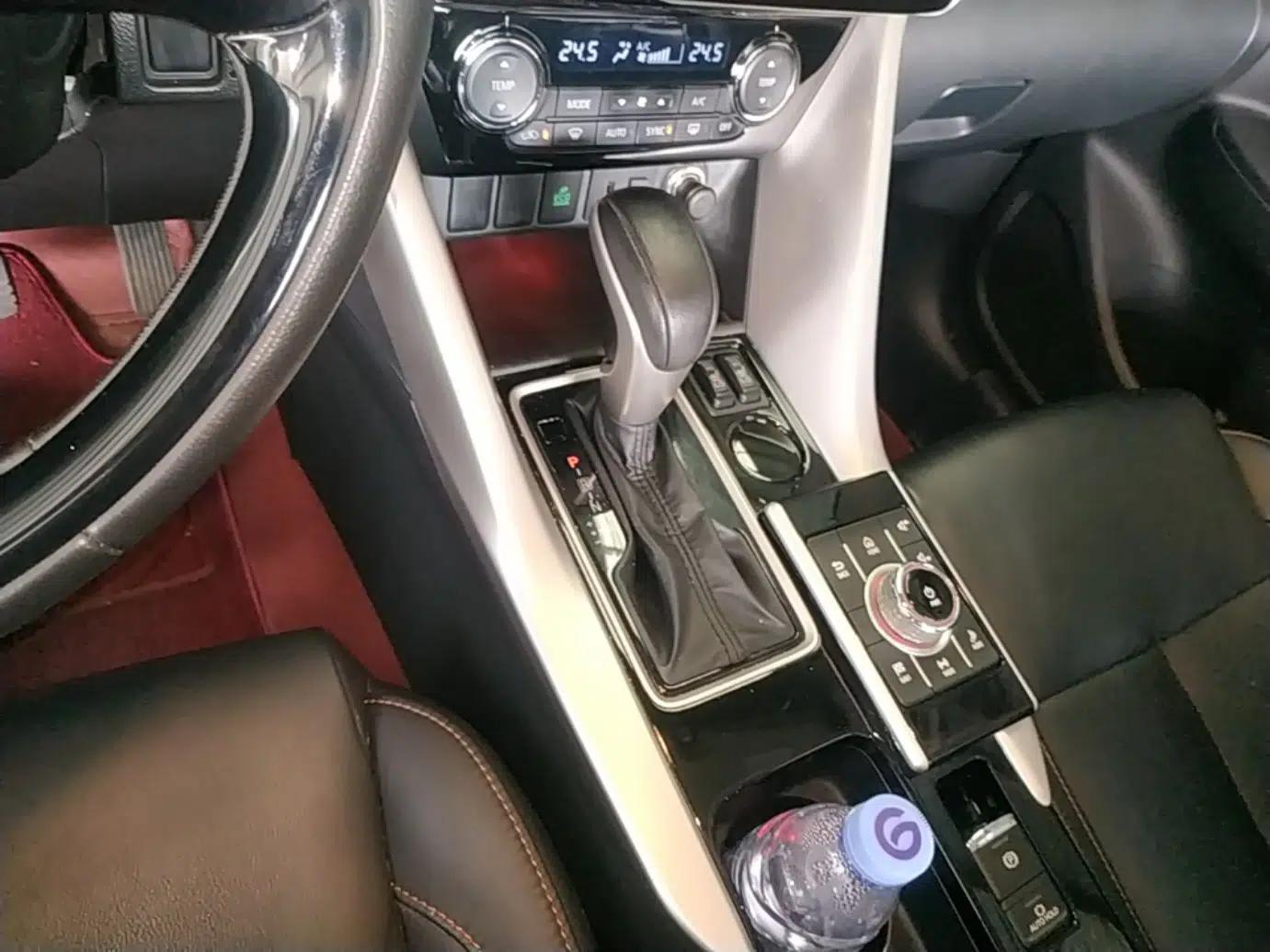 Mitsubishi Eclipse Cross 2019 1.5T CVT Two-Wheel Drive Belief Edition China VI Standard — миниатюра 17
