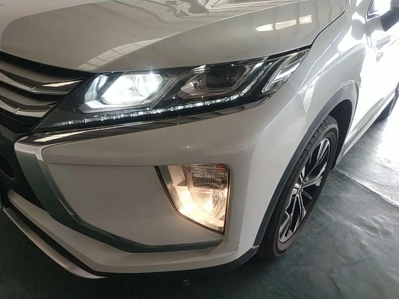 Mitsubishi Eclipse Cross 2019 1.5T CVT Two-Wheel Drive Belief Edition China VI Standard — миниатюра 9