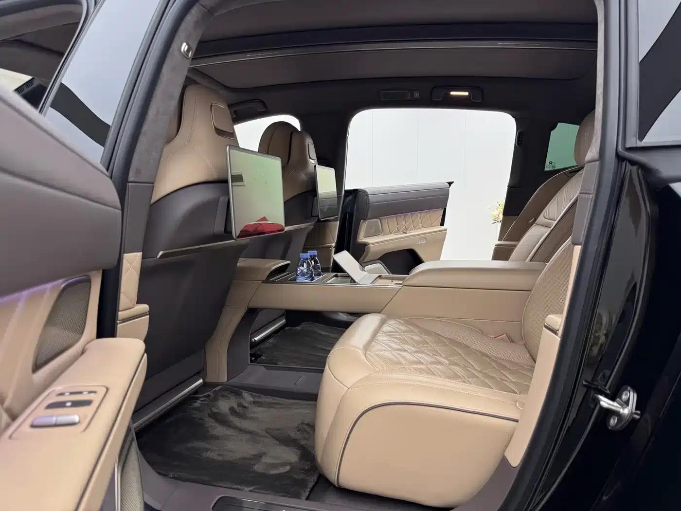 NIO ET9 2025 102kWh Signature Edition — миниатюра 14