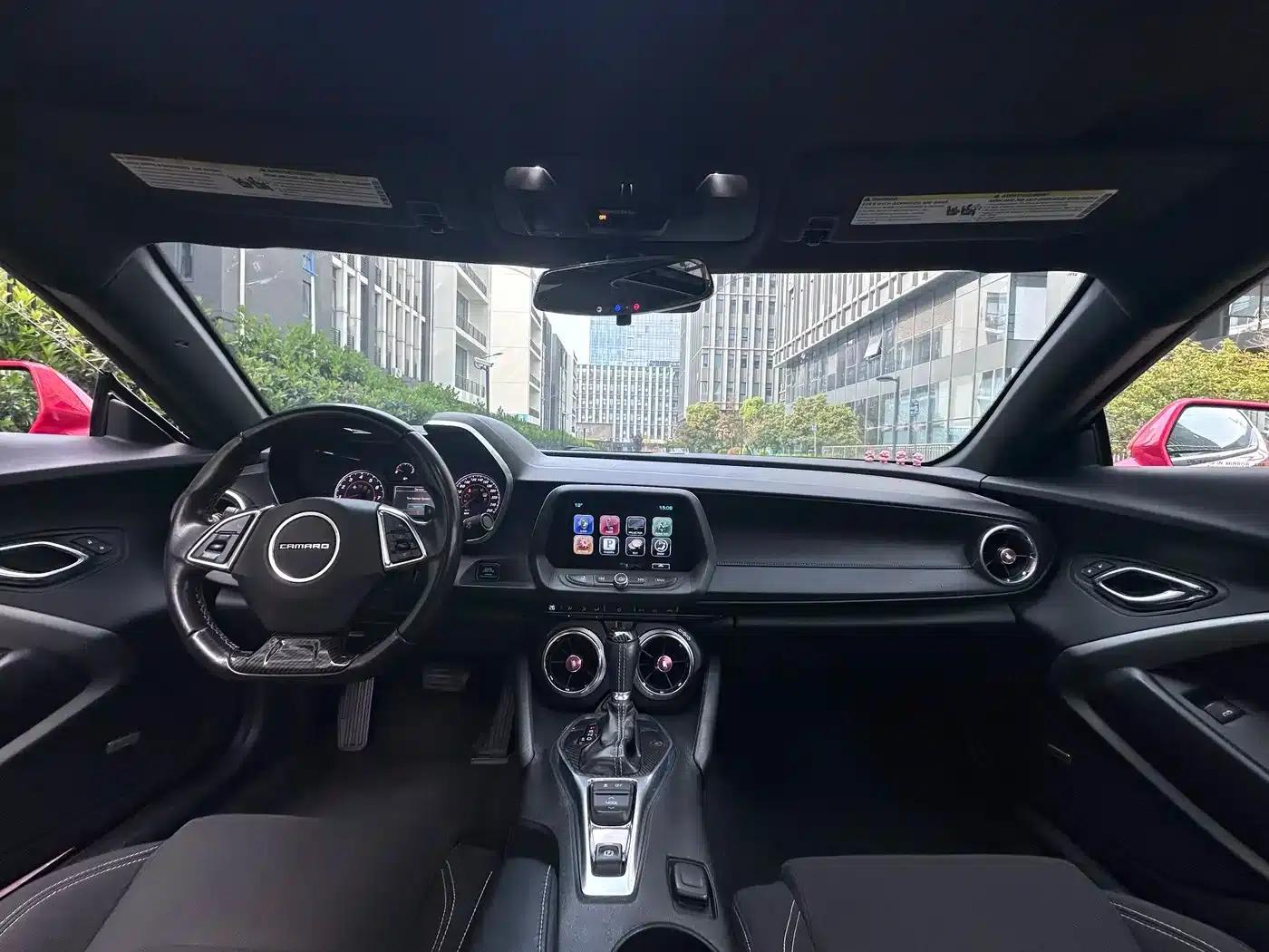 2017 Camaro 2.0T RS — миниатюра 5