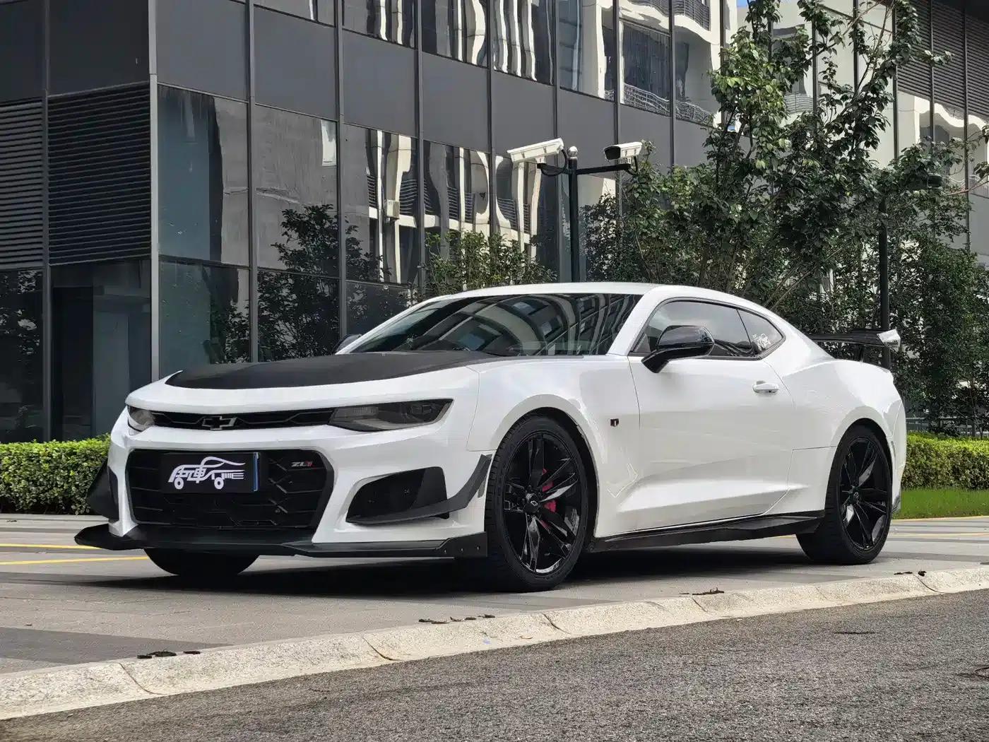 2017 Camaro 2.0T RS — миниатюра 1