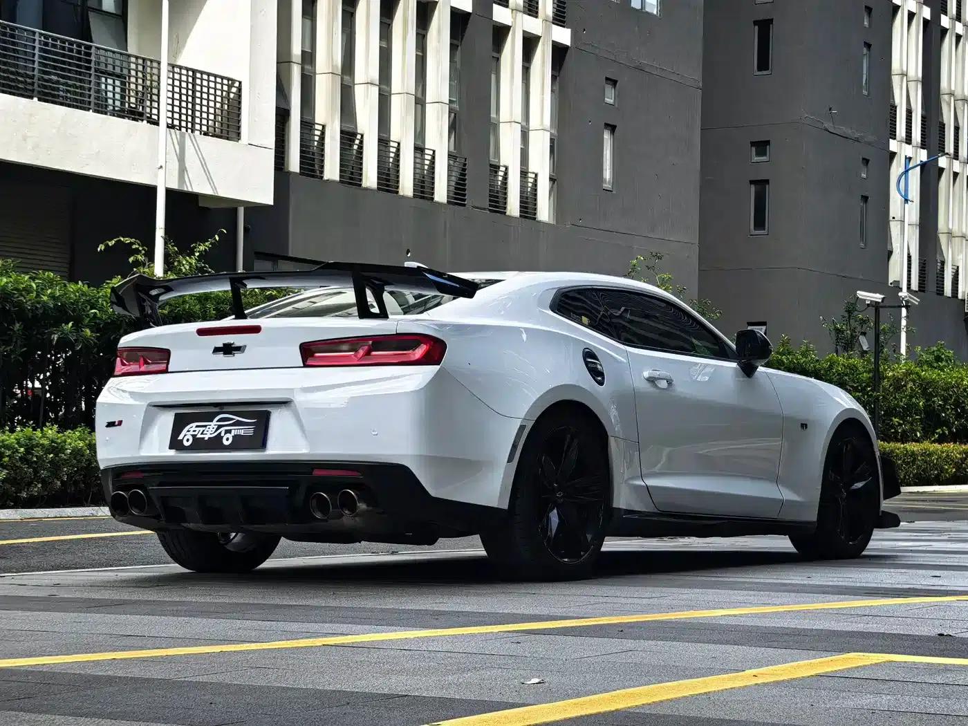 2017 Camaro 2.0T RS — миниатюра 16