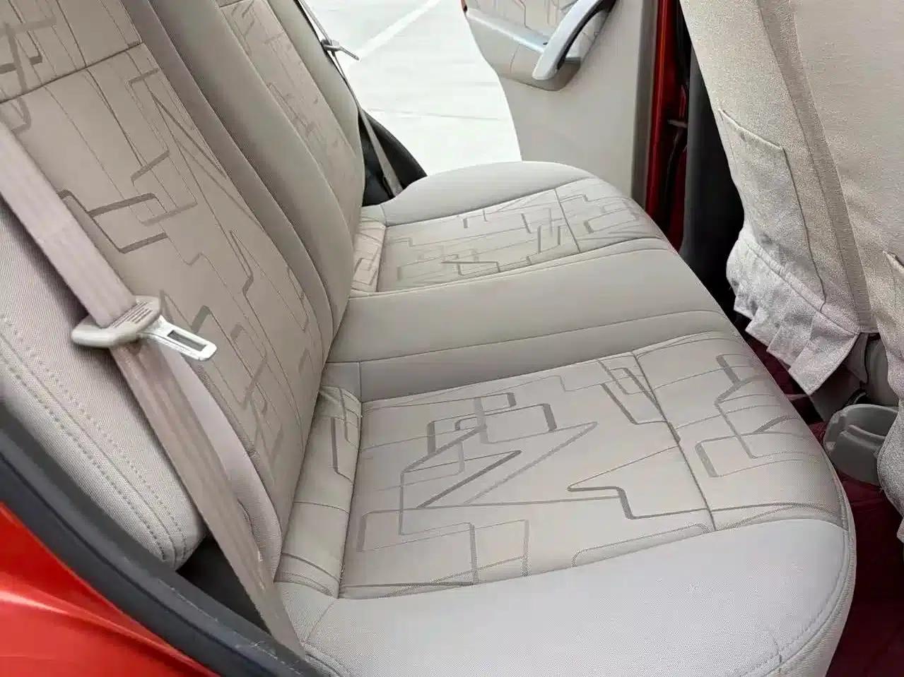 Chevrolet Aveo 2010 1.4AT Fashion Edition — миниатюра 12