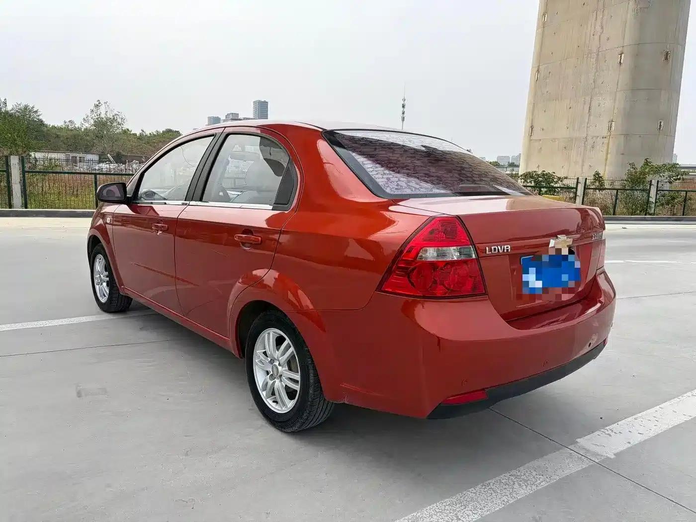 Chevrolet Aveo 2010 1.4AT Fashion Edition — миниатюра 4