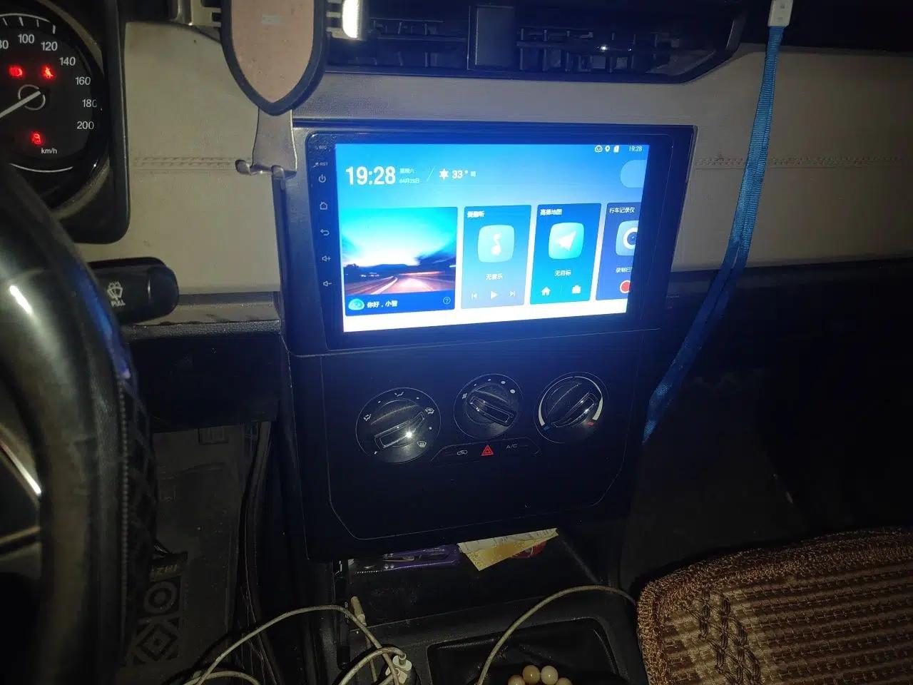 Wuling Hongguang PLUS 2019 1.5T Manual Comfort Version 7 Seats — миниатюра 14