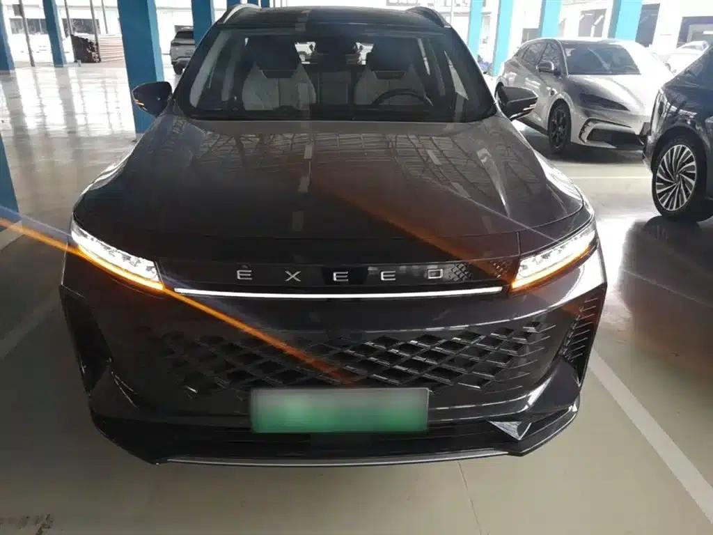 Exeed C-DM 2024 C-DM 1.5TCI 105KM Premium Edition — миниатюра 3