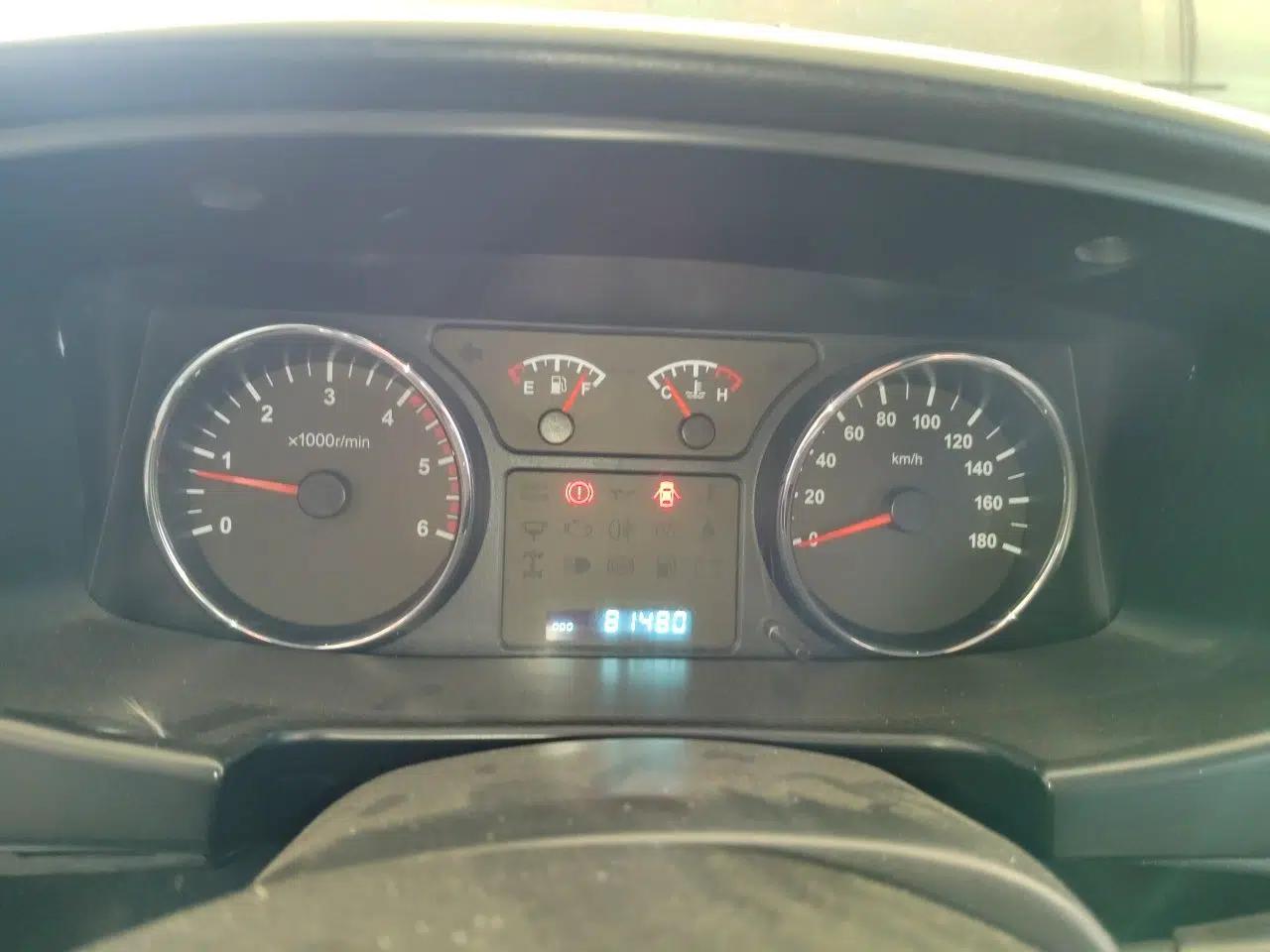 Isuzu Pickup 2015 2.8T Four-Wheel Drive 4JB1CT — миниатюра 12