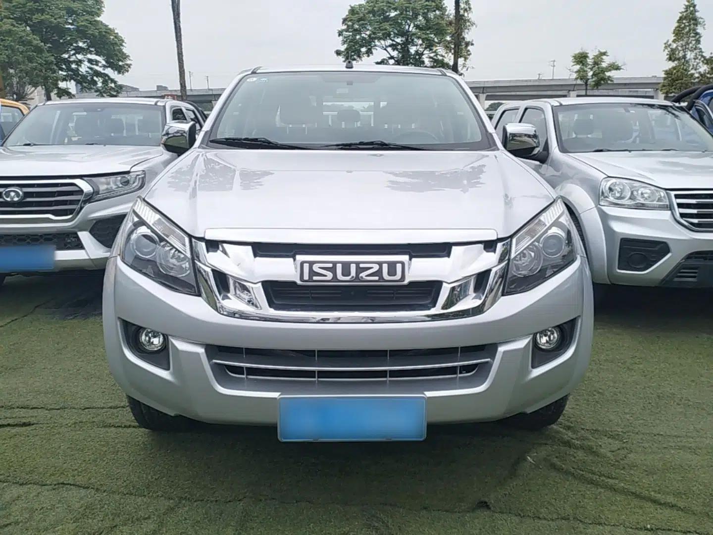 Isuzu D-MAX 2018 3.0T Two-Wheel Drive Automatic Elite Version 4JJ1-TC HI — миниатюра 2