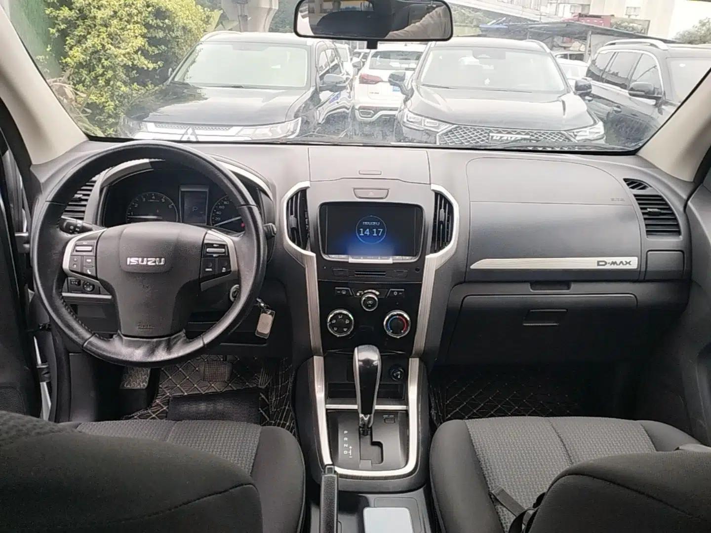 Isuzu D-MAX 2018 3.0T Two-Wheel Drive Automatic Elite Version 4JJ1-TC HI — миниатюра 12