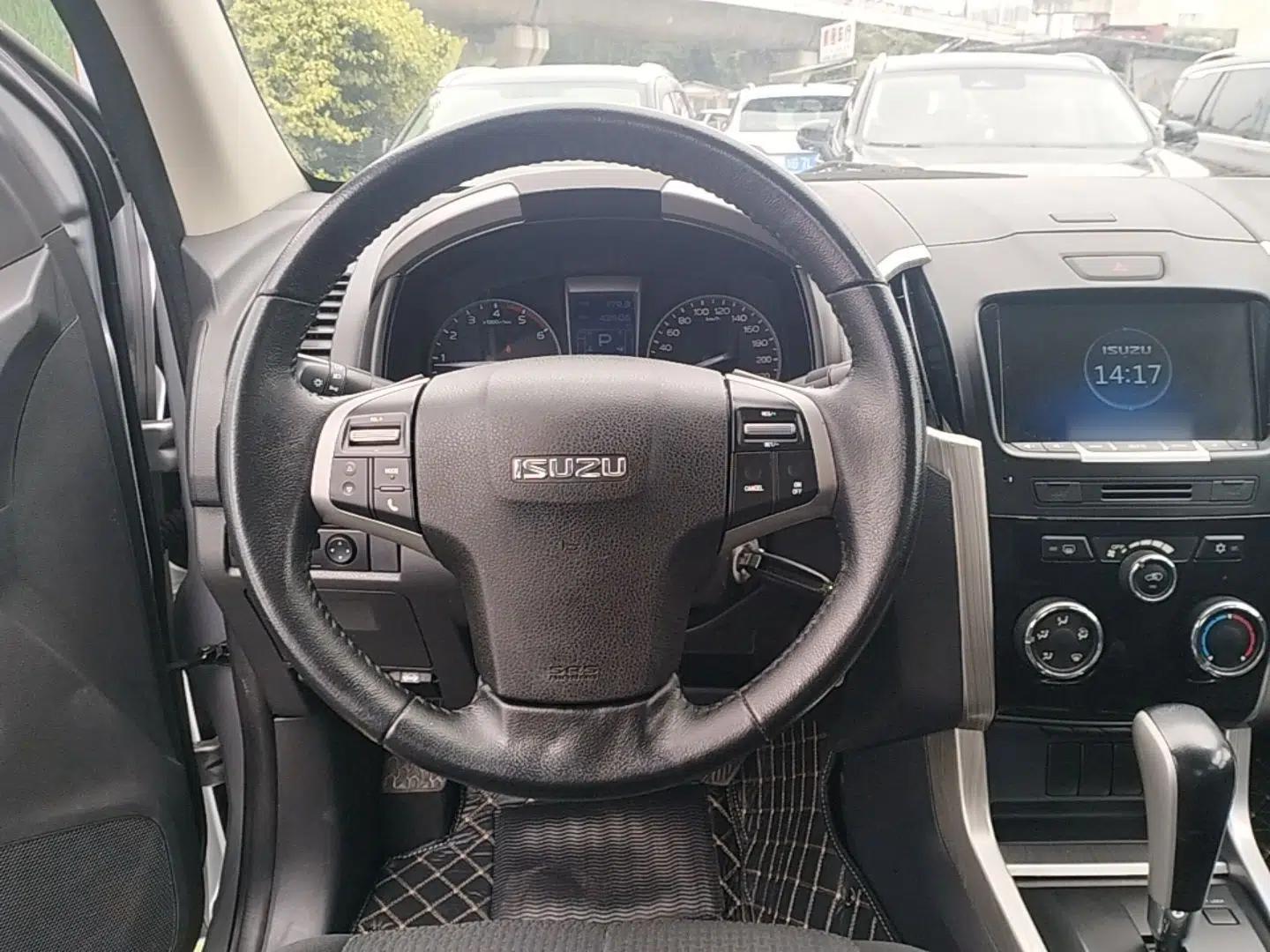 Isuzu D-MAX 2018 3.0T Two-Wheel Drive Automatic Elite Version 4JJ1-TC HI — миниатюра 13