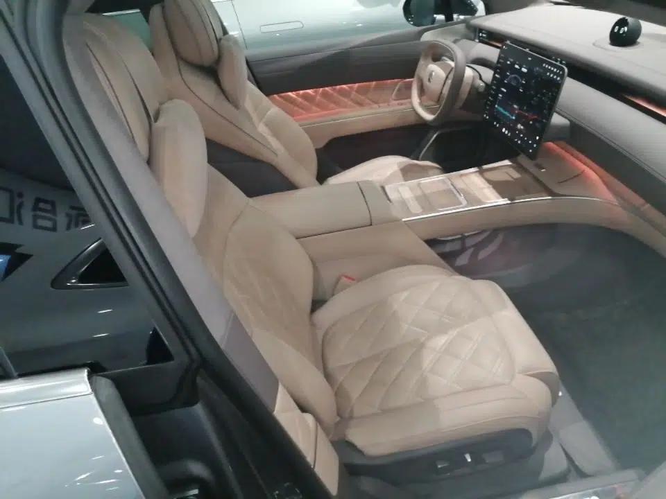 Nio ET9 2025 100kWh Signature Edition — миниатюра 23