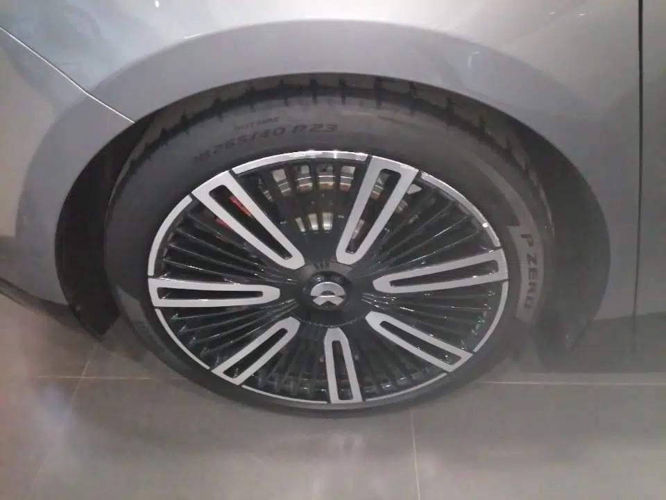 Nio ET9 2025 100kWh Signature Edition — миниатюра 10