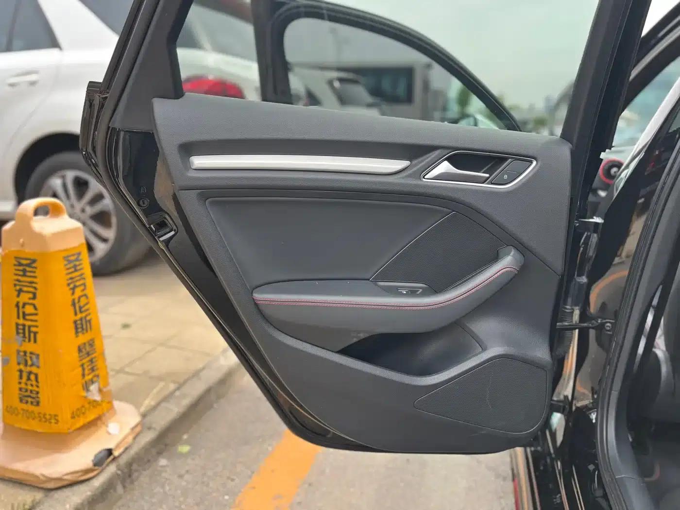 Audi S3 2019 Model S3 2.0T Limousine — миниатюра 15