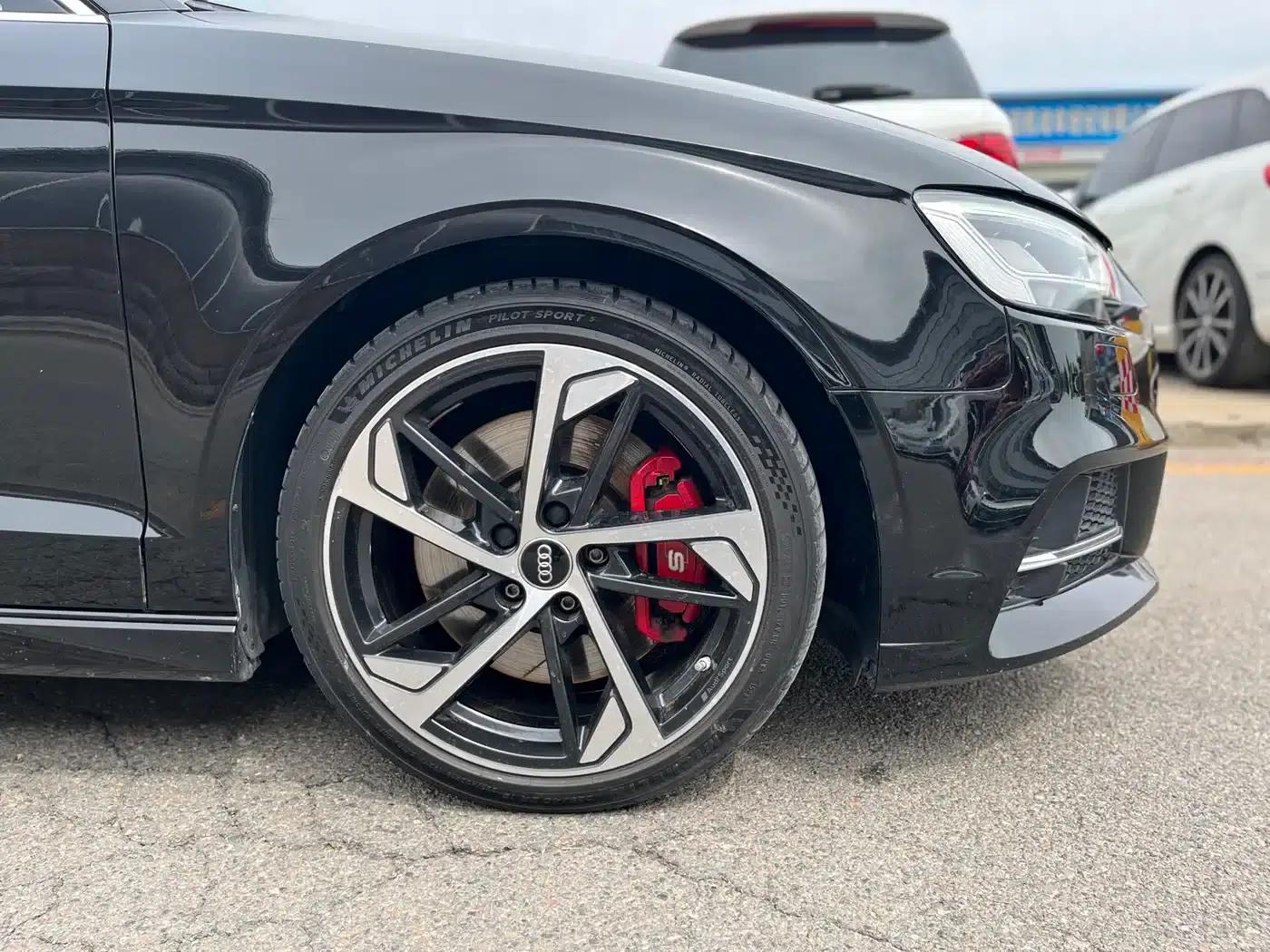Audi S3 2019 Model S3 2.0T Limousine — миниатюра 21