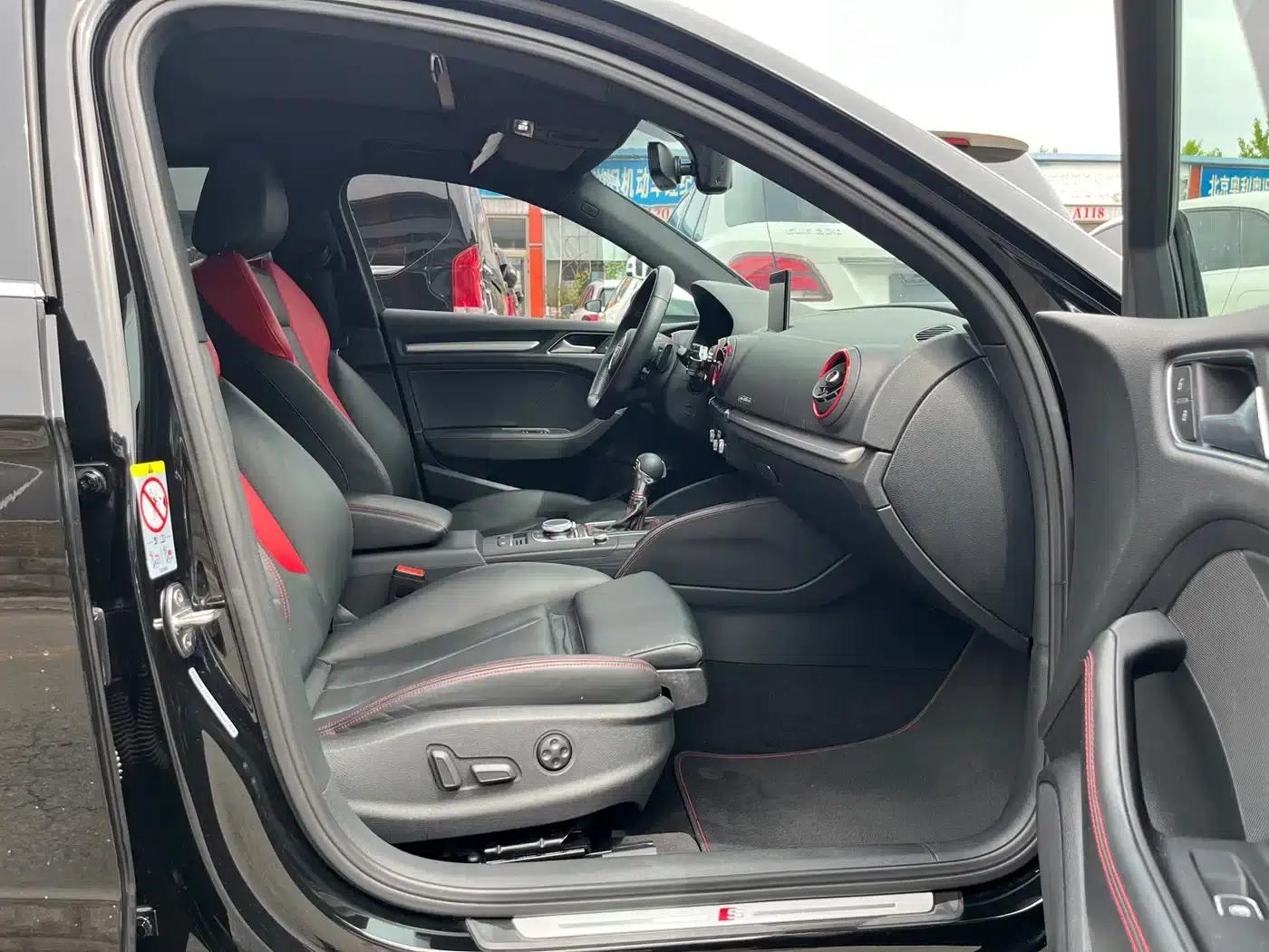 Audi S3 2019 Model S3 2.0T Limousine — миниатюра 22