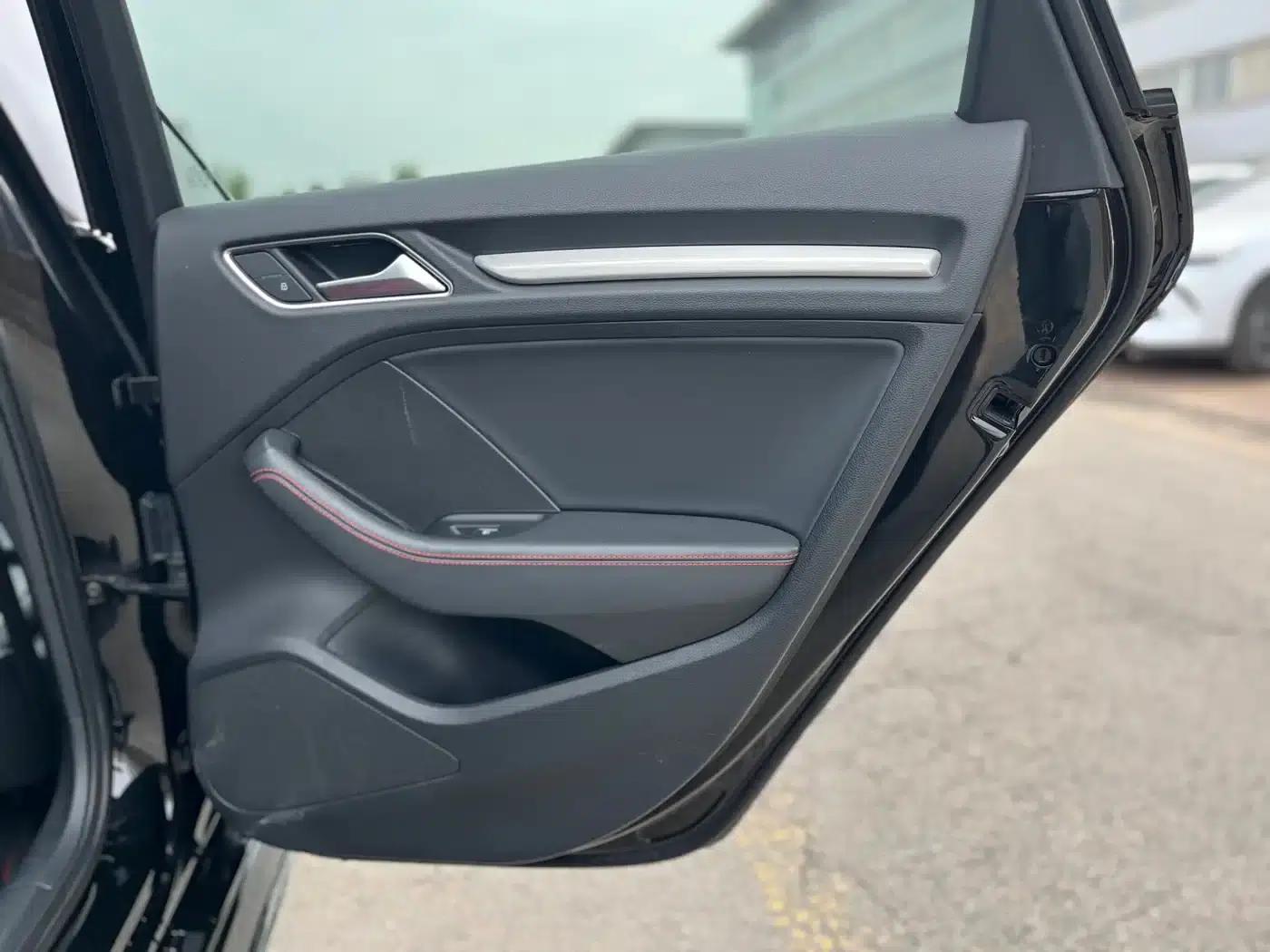 Audi S3 2019 Model S3 2.0T Limousine — миниатюра 28