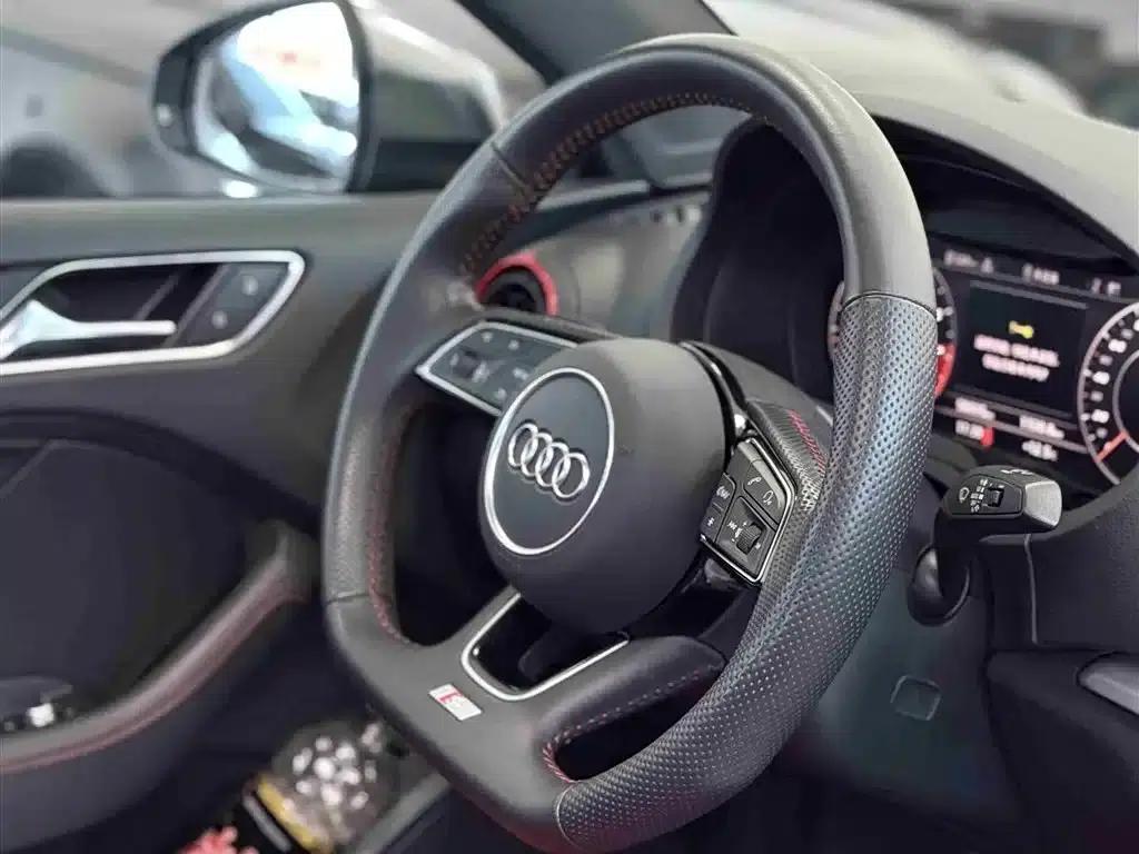 Audi S3 2019 Model S3 2.0T Limousine — миниатюра 10