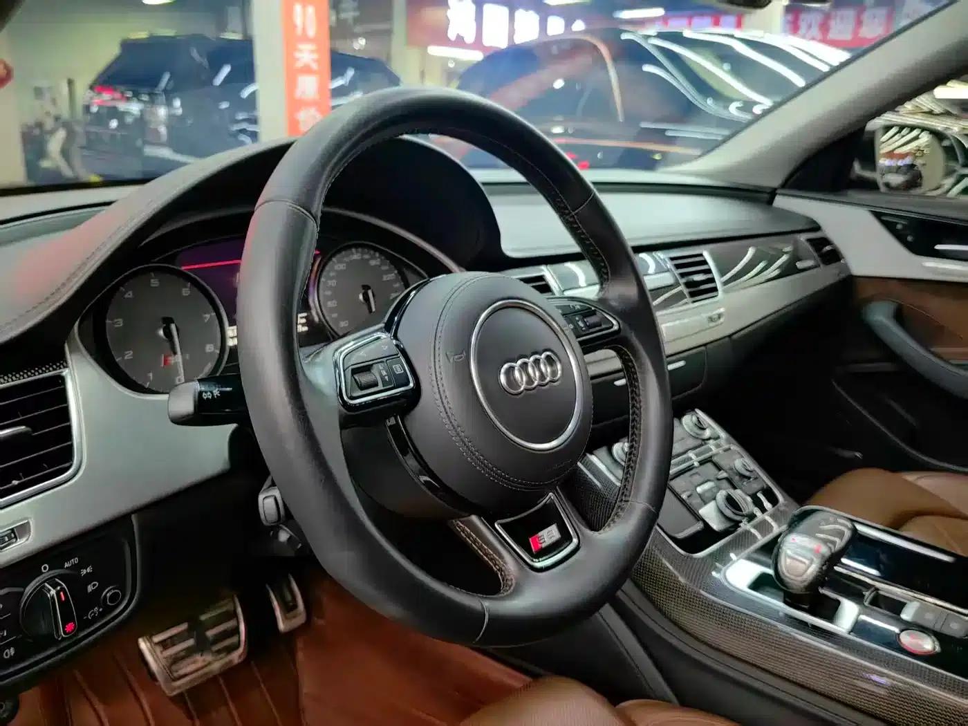 2014 Audi S8 4.0TFSI quattro — миниатюра 6