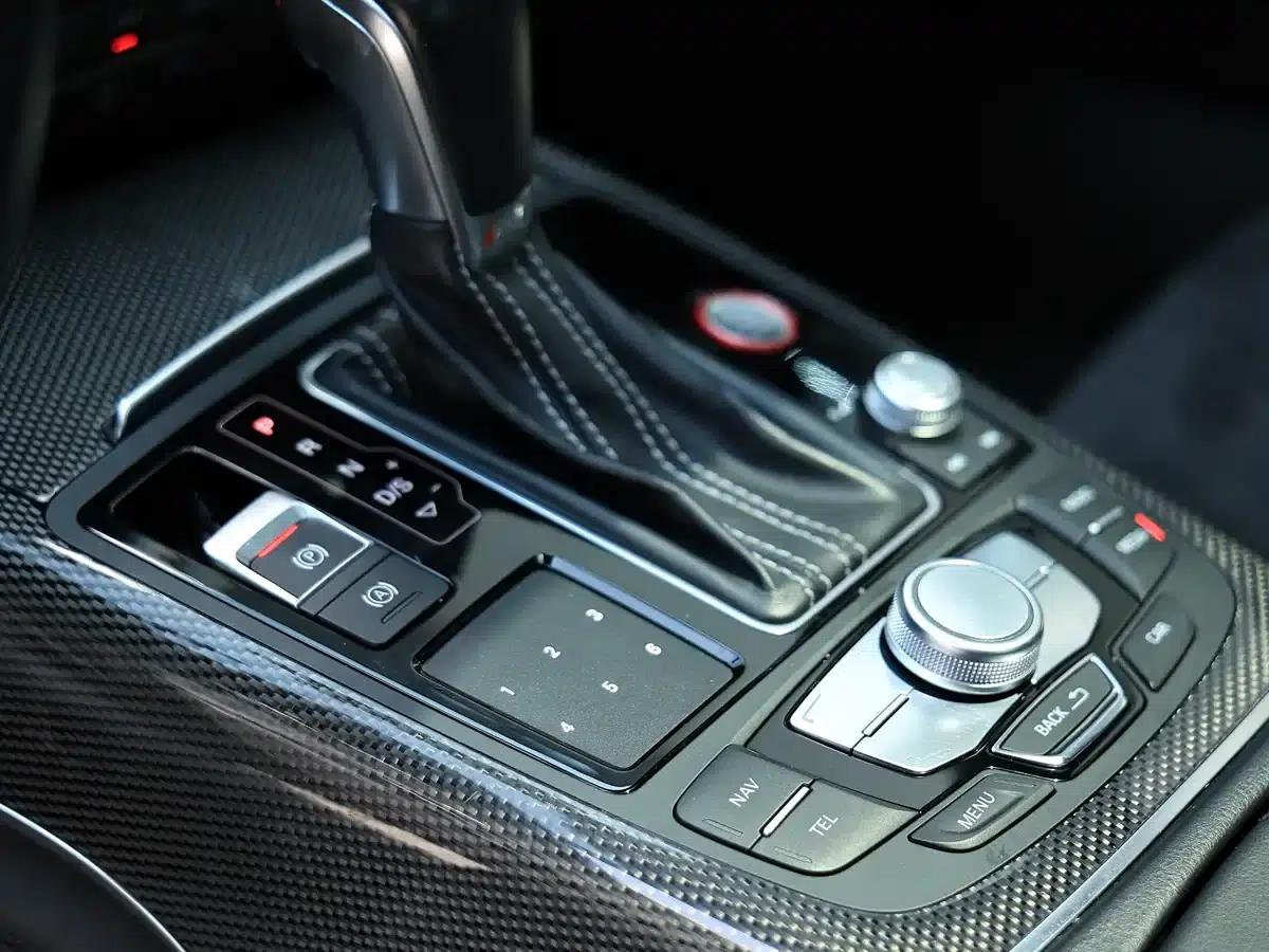 2017 Audi S6 4.0TFSI — миниатюра 8