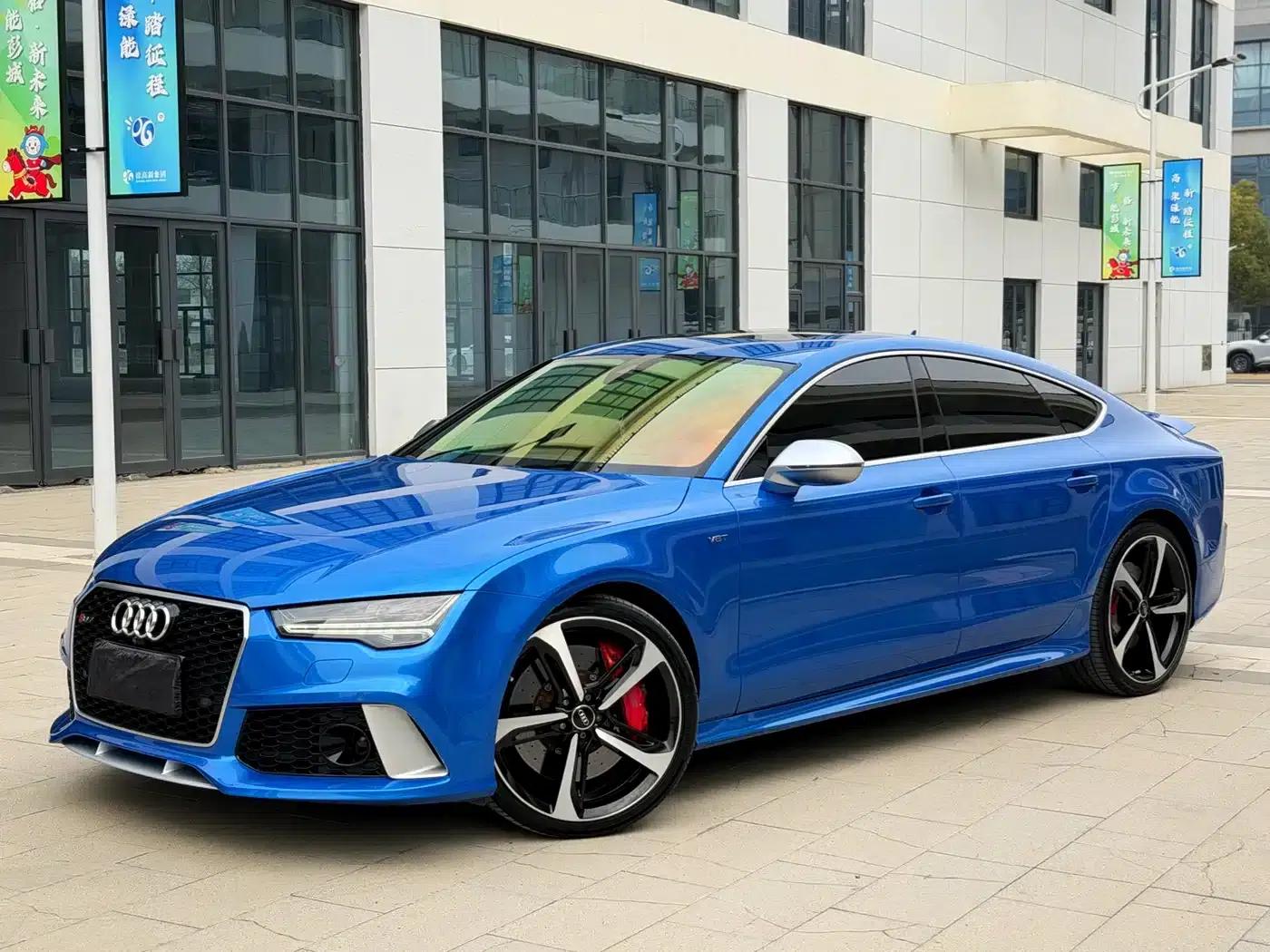 2016 Audi RS 7 RS 7 4.0T Sportback — миниатюра 1