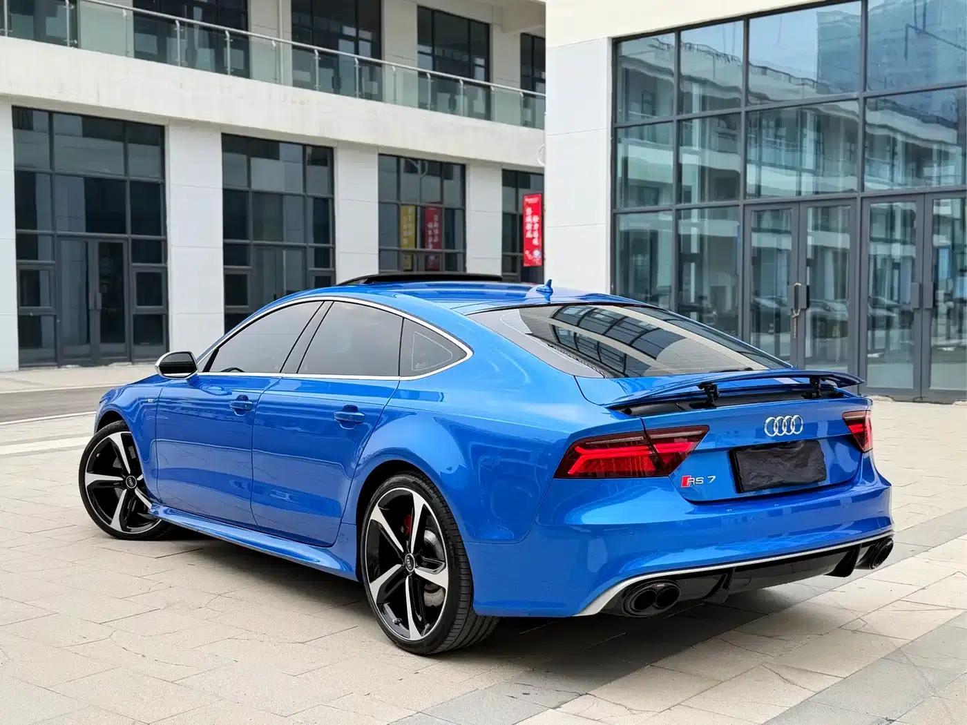 2016 Audi RS 7 RS 7 4.0T Sportback — миниатюра 6