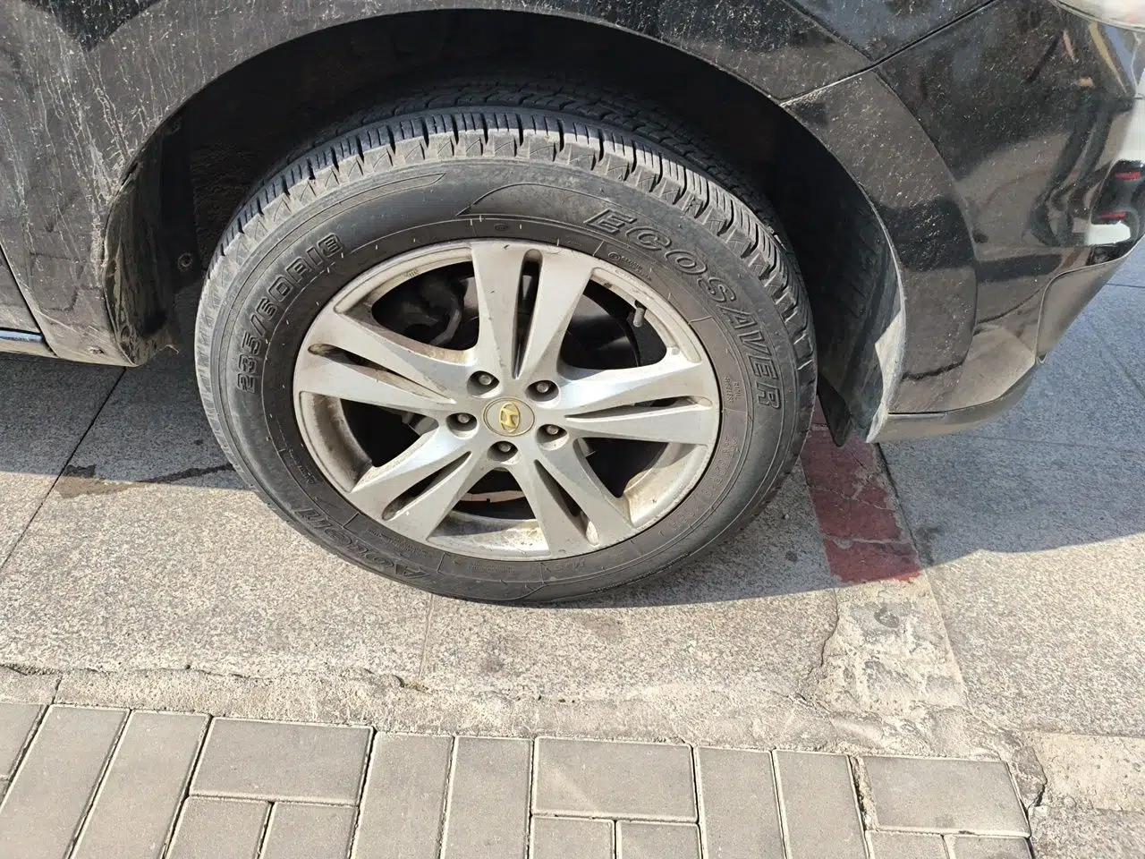 Hyundai Santa Fe Classic 2011 2.4 Ultimate Edition 7-Seater Two-Wheel Drive — миниатюра 8