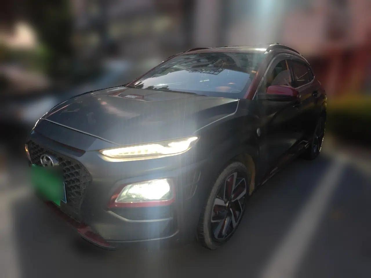 Hyundai ENCINO 2019 1.6T Iron Man Edition — миниатюра 1