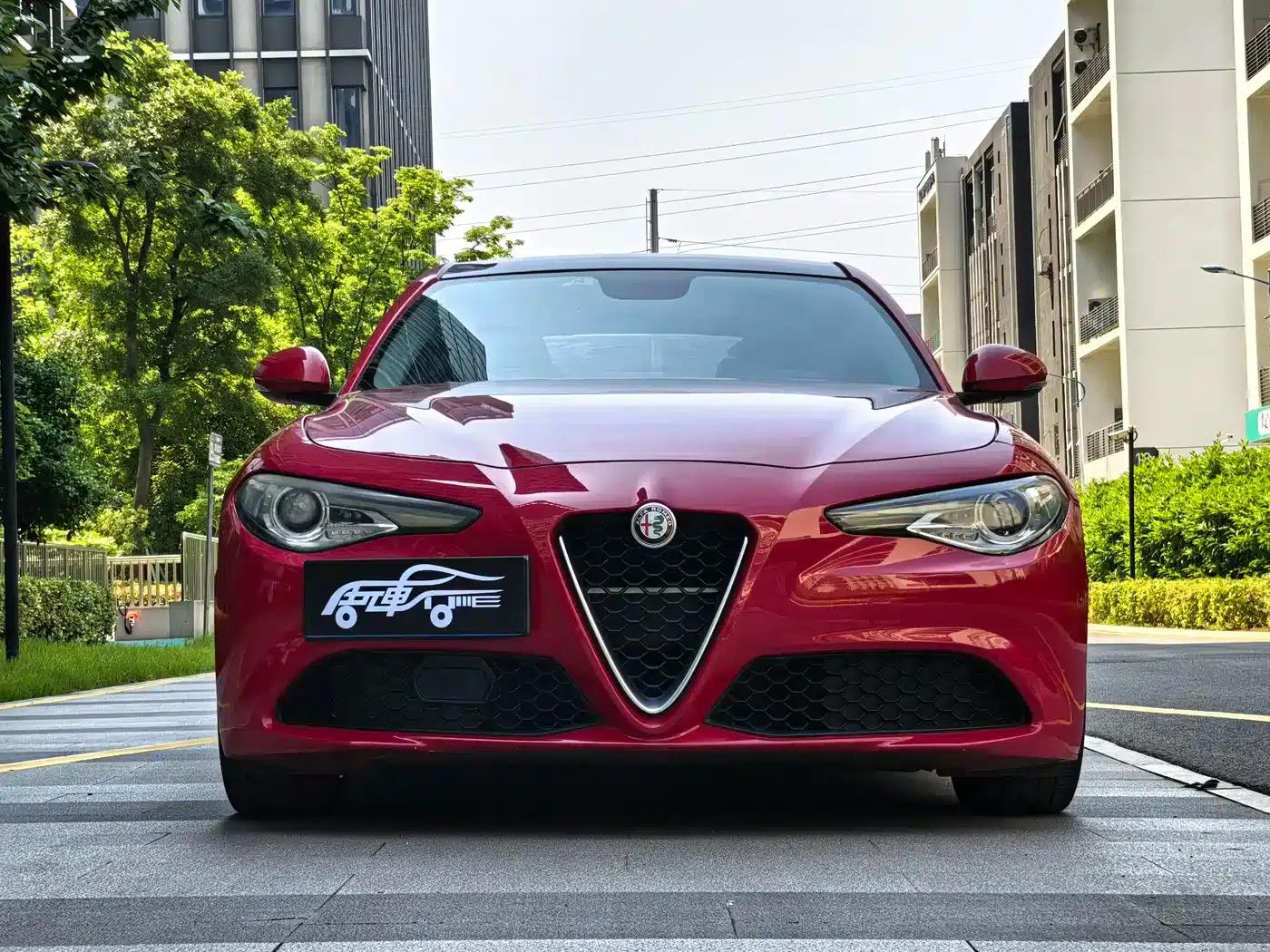 Giulia Juliet 2017 2.0T 280HP Luxury Edition — миниатюра 2